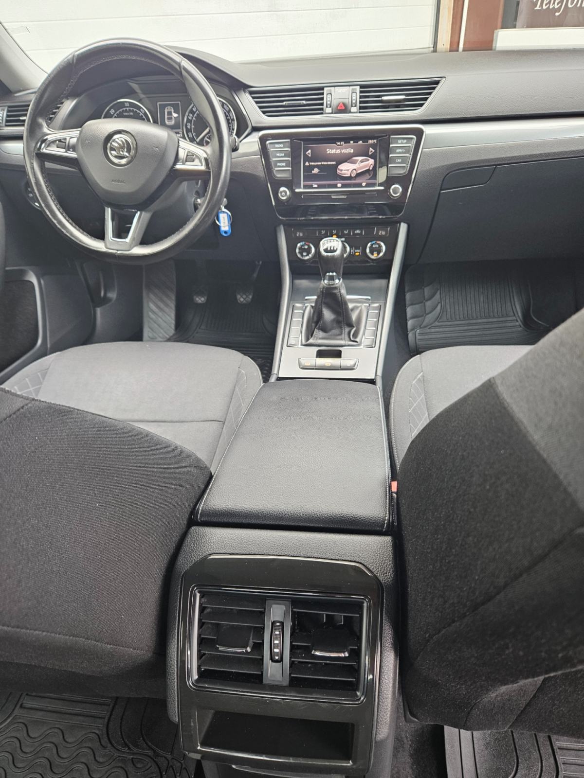 Škoda Superb Limousine 2,0 TDI L&K,163000 km,VRIJEDI POGLEDATI!, fotografija 10