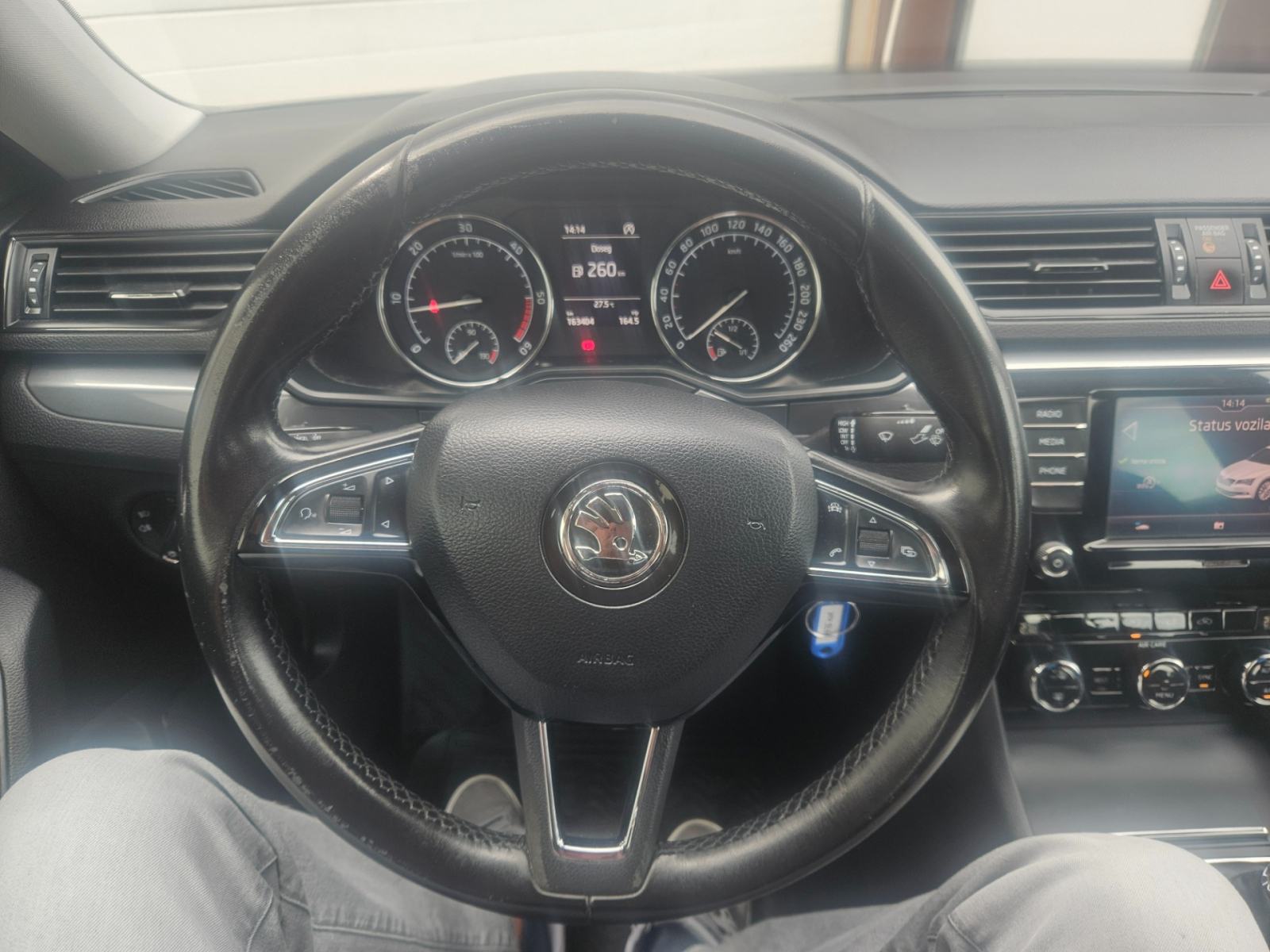 Škoda Superb Limousine 2,0 TDI L&K,163000 km,VRIJEDI POGLEDATI!, fotografija 12