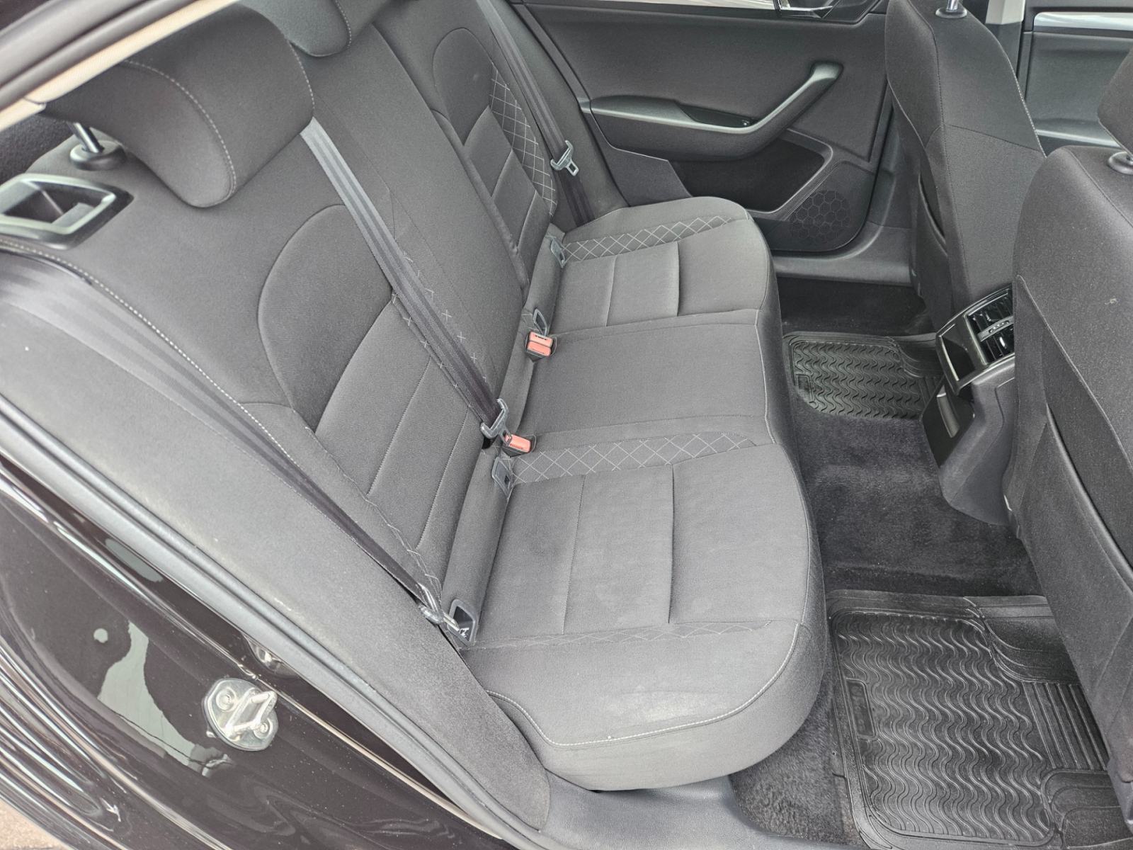 Škoda Superb Limousine 2,0 TDI L&K,163000 km,VRIJEDI POGLEDATI!, fotografija 13