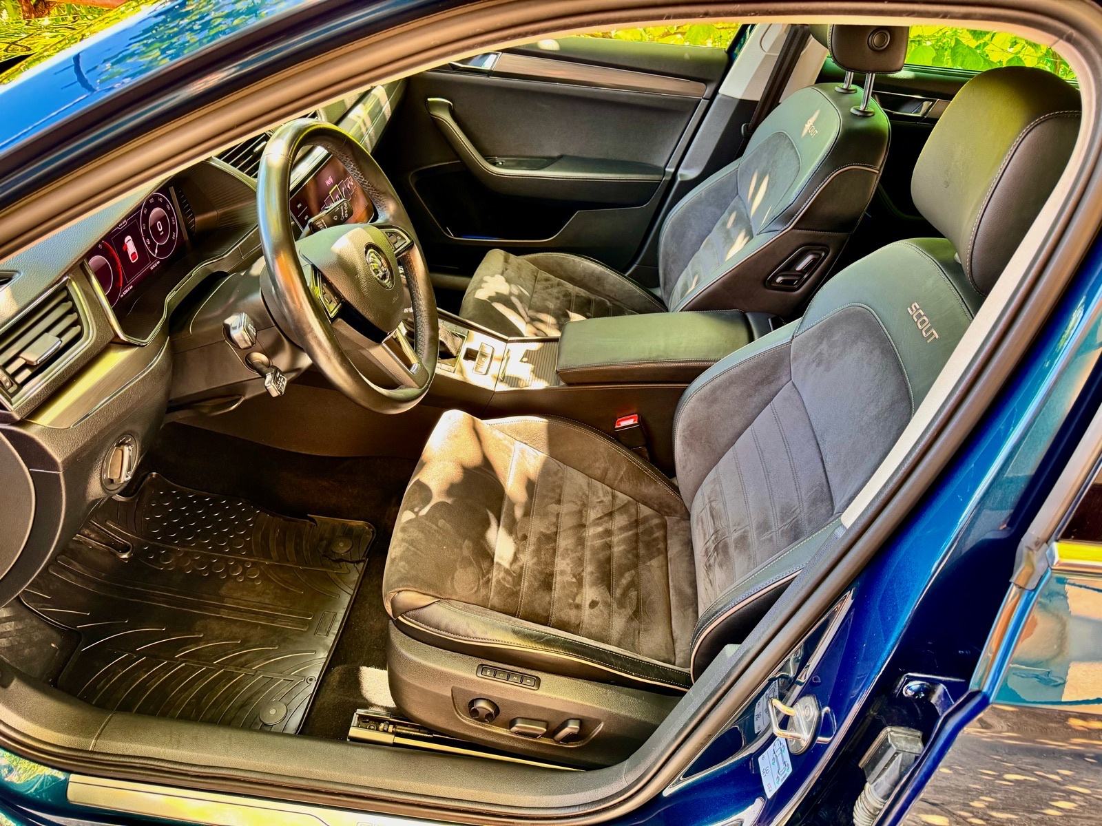 Škoda Superb Scout 2,0 190ks 4x4, fotografija 10