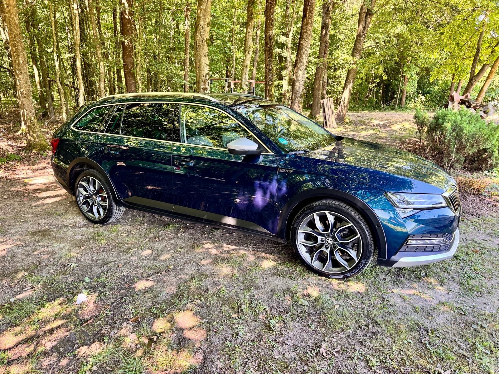 Škoda Superb Scout 2,0 190ks 4x4, fotografija 12