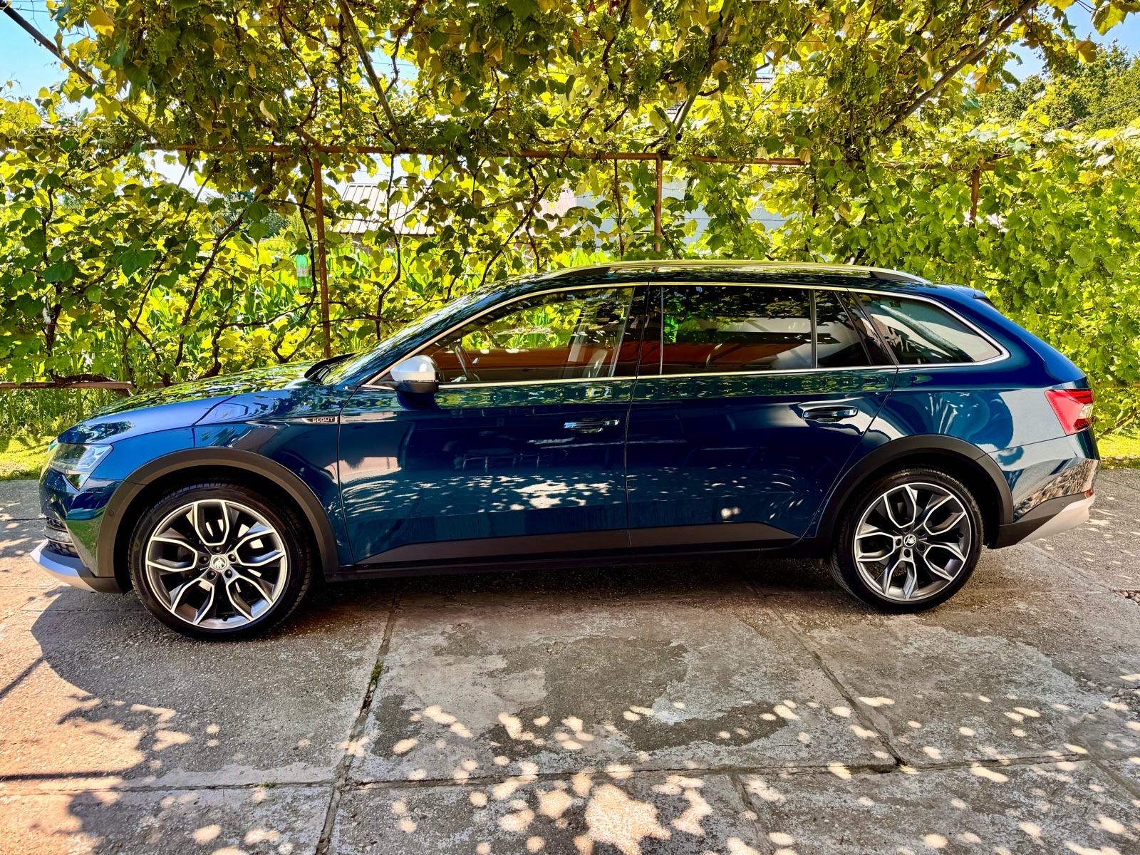 Škoda Superb Scout 2,0 190ks 4x4, fotografija 15