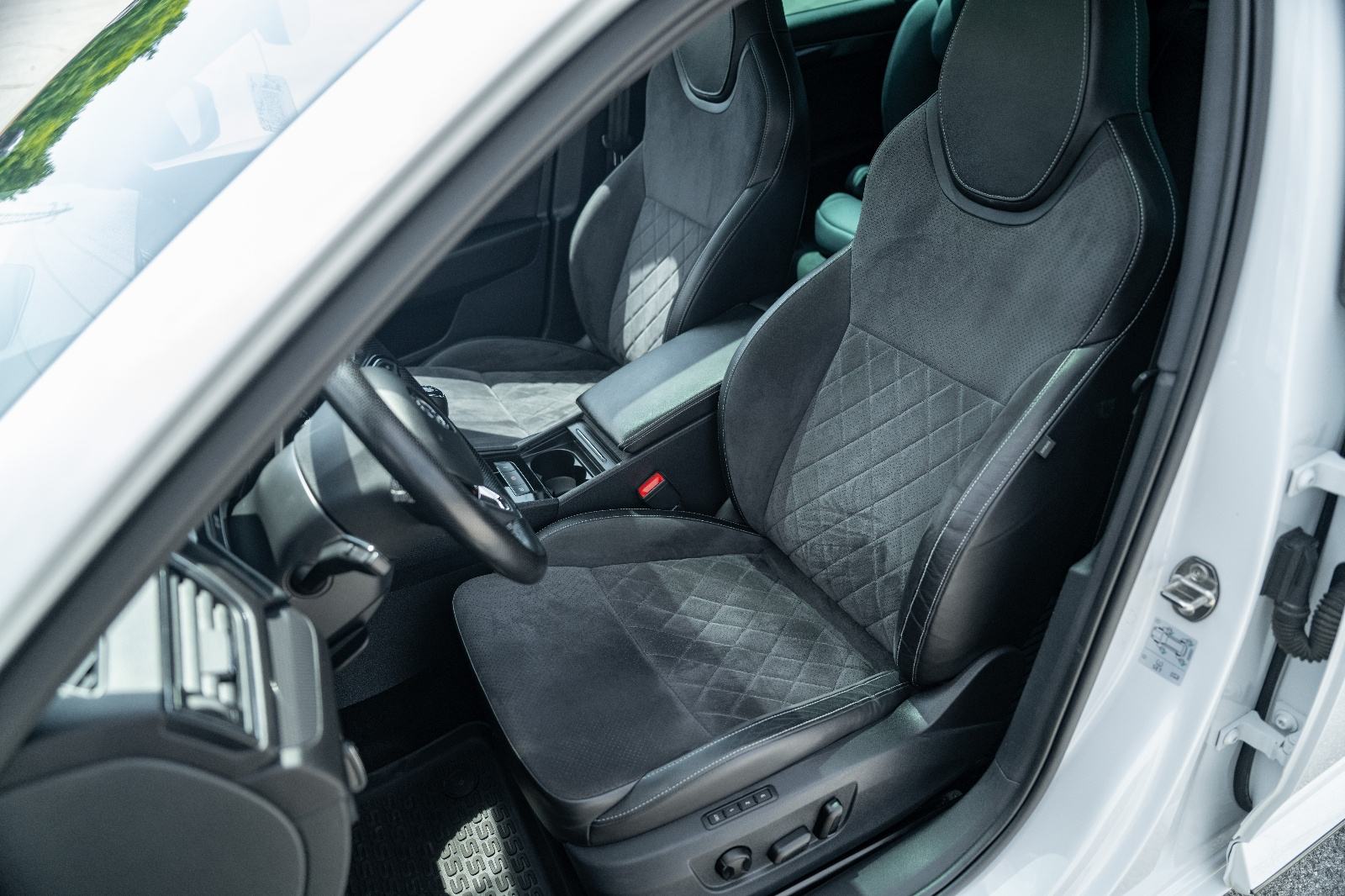 Škoda Superb Sportline 2.0 TDI | 110 kW | 114.250 km | Prvi vlasnik |, fotografija 6