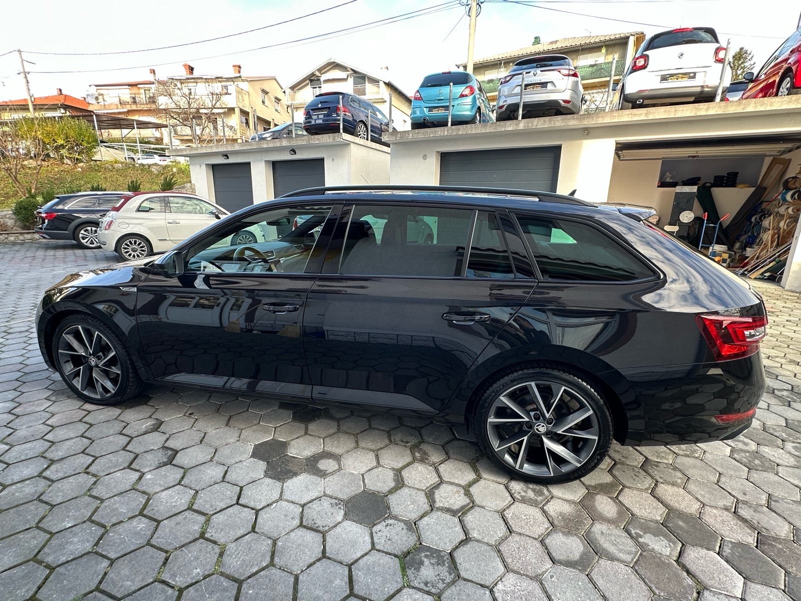 Škoda Superb Sportline 2,0 TDI automatik TOP STANJE -SERVIS-GARANCIJA!, fotografija 2