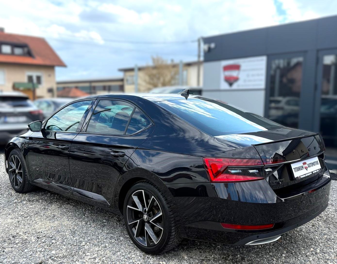 Škoda Superb SportLine 2,0 TDi DSG⭐️ TVORNIČKA GARANCIJA 4 GODINE ⭐️, fotografija 6