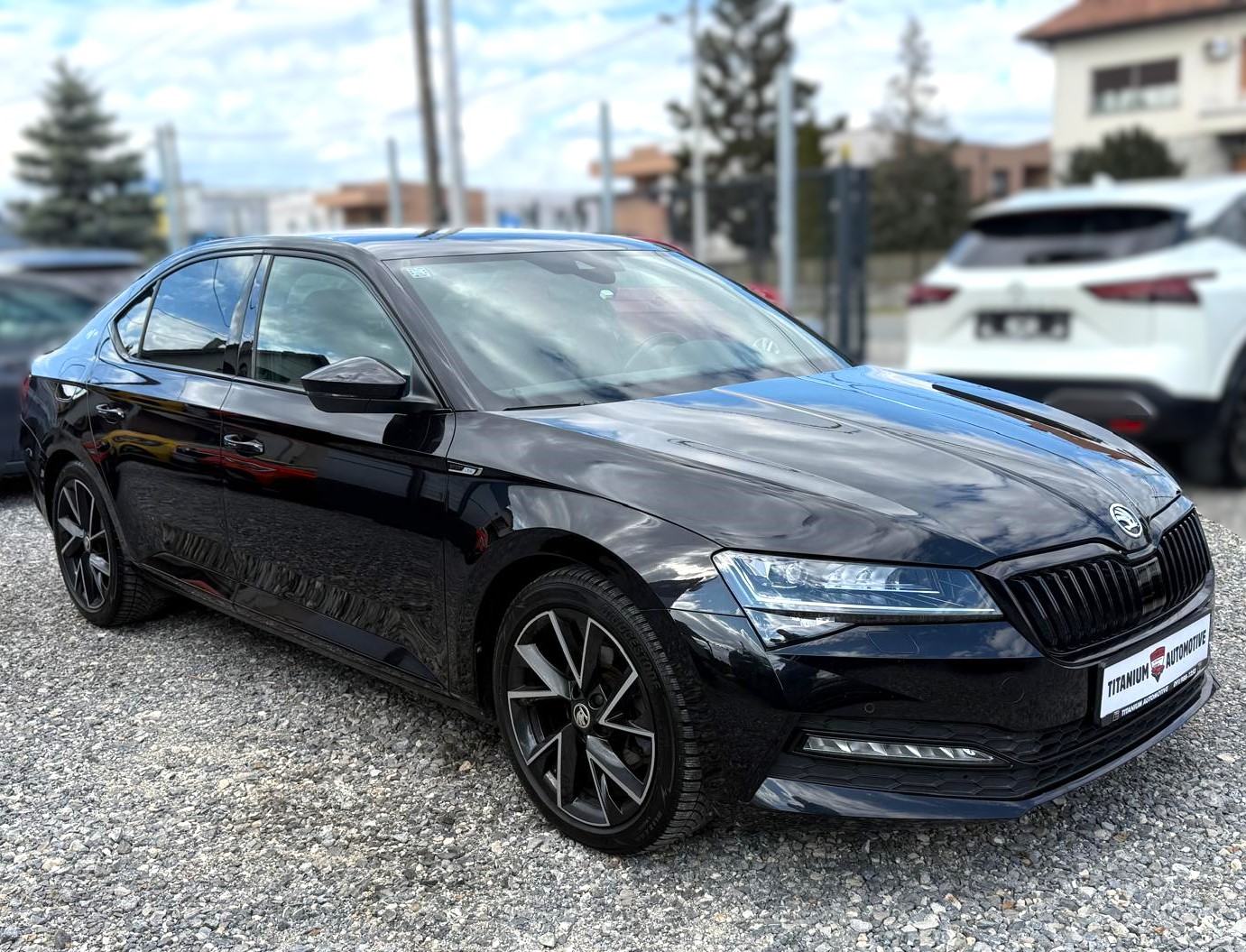 Škoda Superb SportLine 2,0 TDi DSG⭐️ TVORNIČKA GARANCIJA 4 GODINE ⭐️, fotografija 3