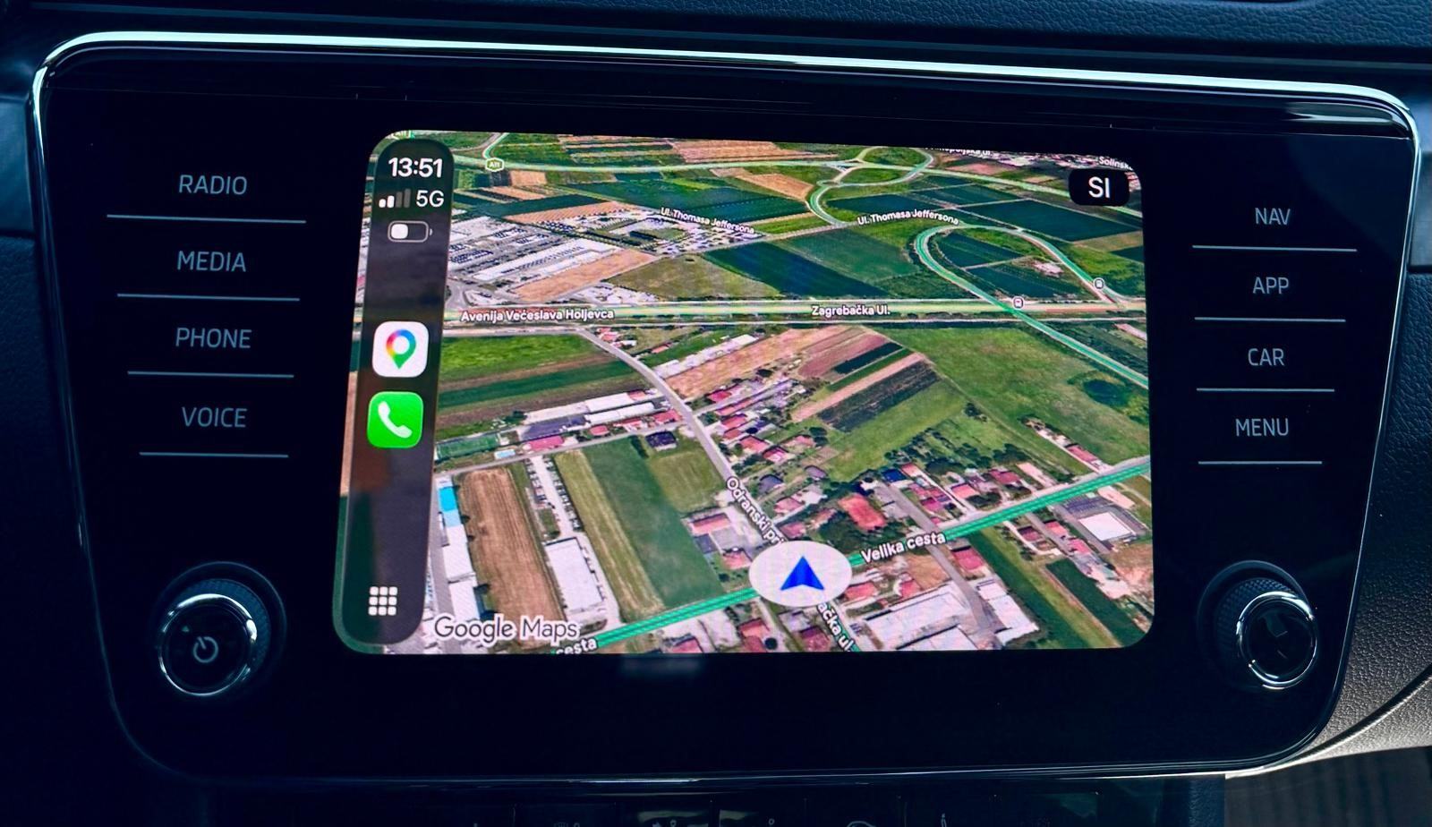 Škoda Superb SportLine 2,0 TDi DSG⭐️ TVORNIČKA GARANCIJA 4 GODINE ⭐️, fotografija 20