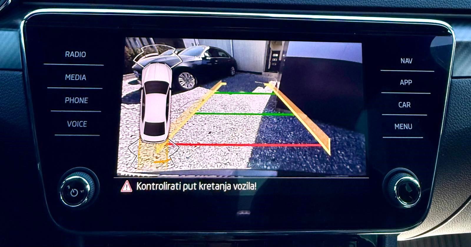 Škoda Superb SportLine 2,0 TDi DSG⭐️ TVORNIČKA GARANCIJA 4 GODINE ⭐️, fotografija 19