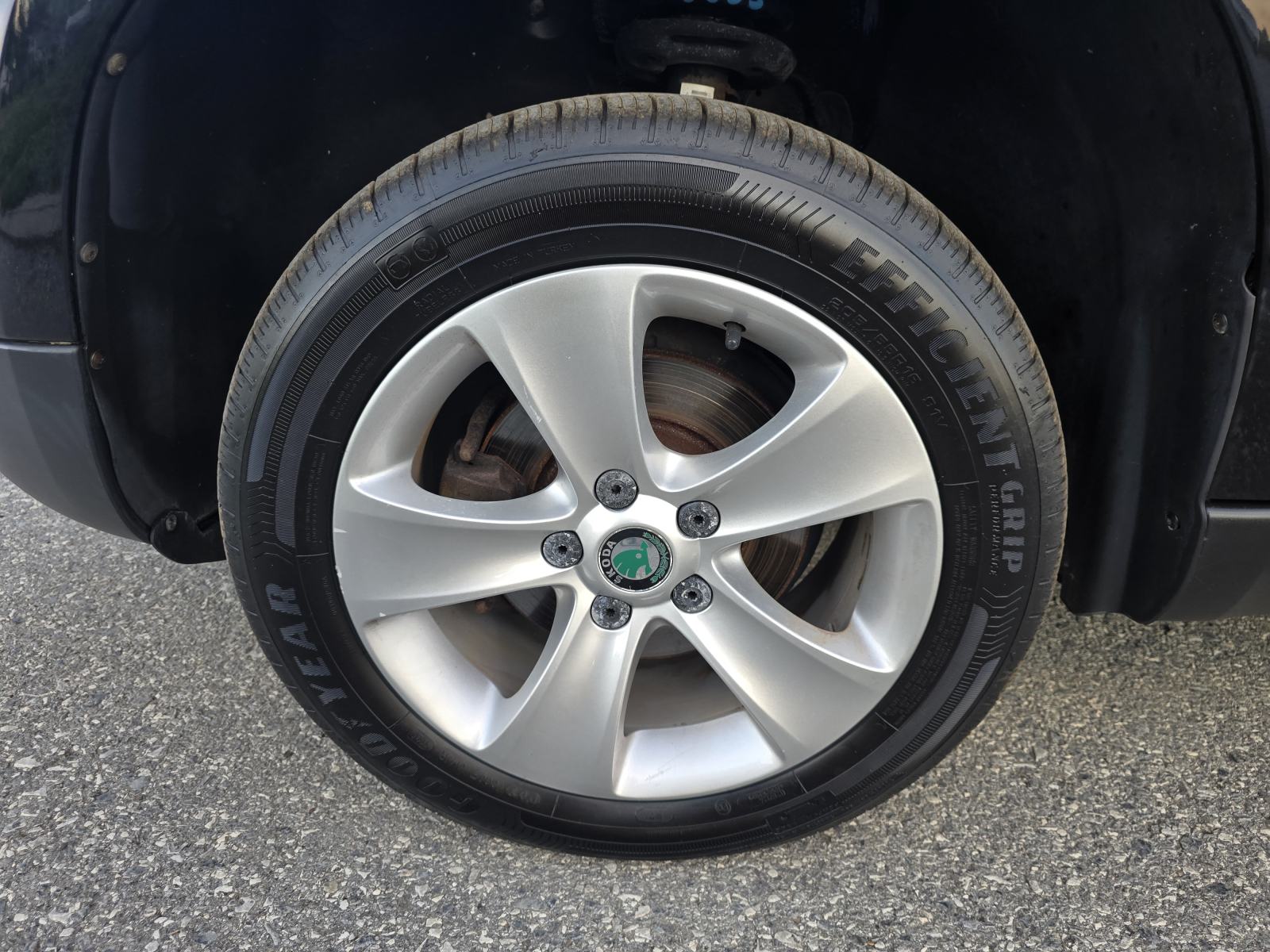 Škoda Yeti 1,6 TDI-2013god.mod-KLIMA-alu,167tkm,chrom,tempomat,KARTICE, fotografija 5