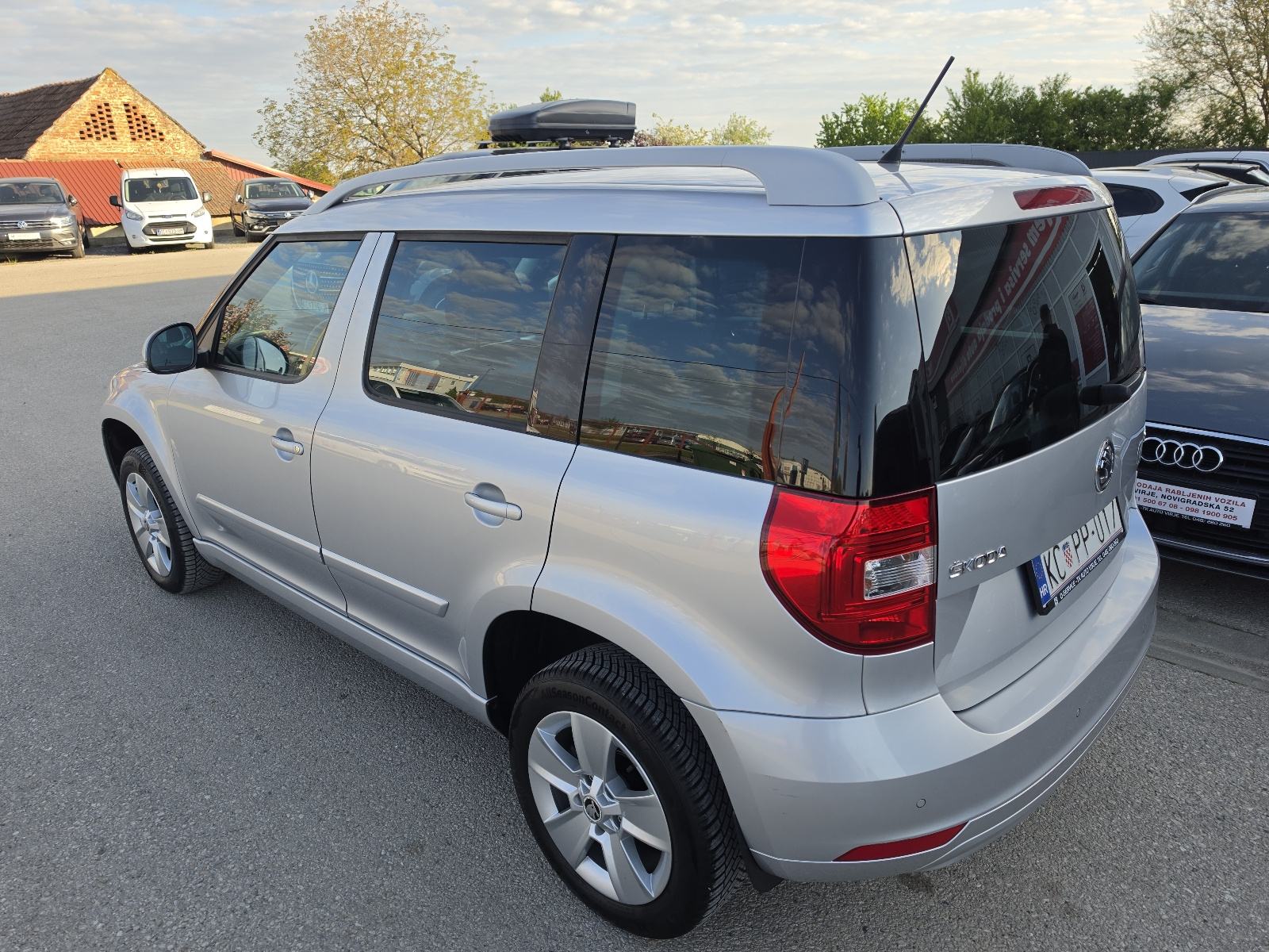 Škoda Yeti 1,6 TDI automatik..67 tkm..Xenon, fotografija 4