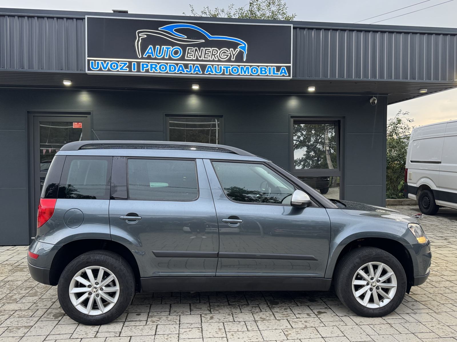 Škoda Yeti 2,0 TDI ⭐ Outdoor ⭐ PDC, Tempomat, Grijj. Sjed., Euro kuka, fotografija 5