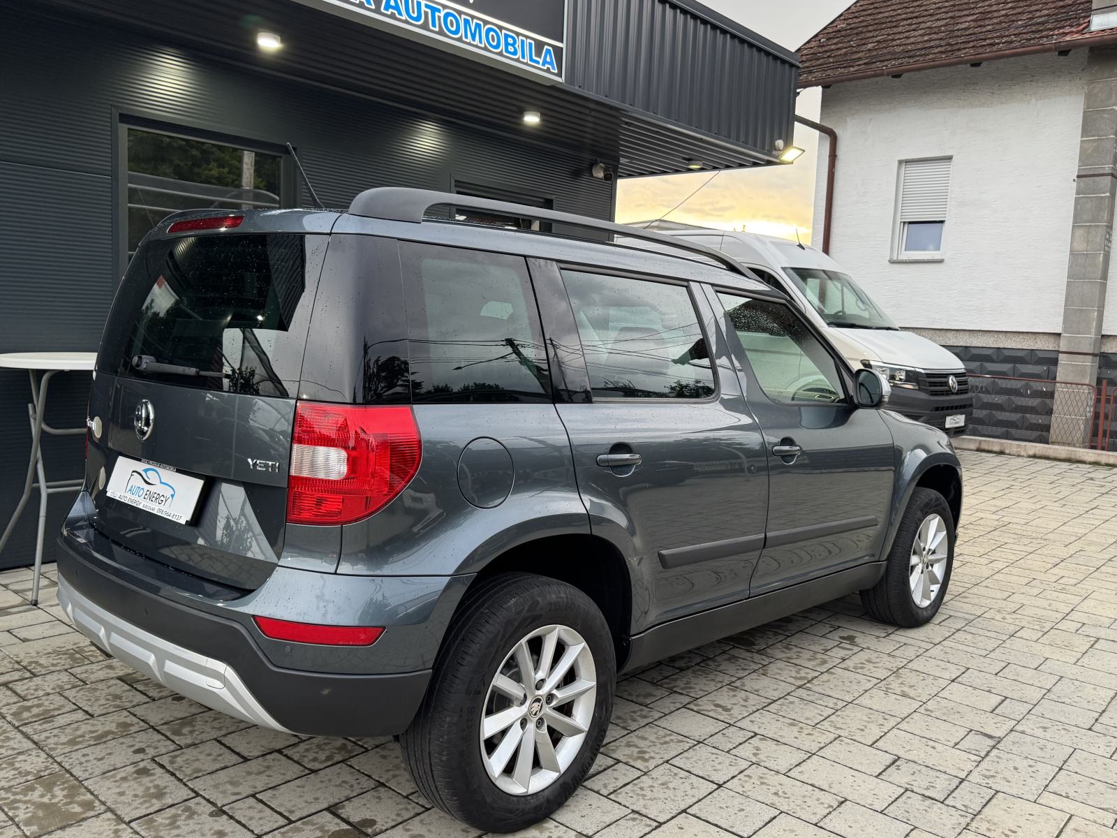 Škoda Yeti 2,0 TDI ⭐ Outdoor ⭐ PDC, Tempomat, Grijj. Sjed., Euro kuka, fotografija 6