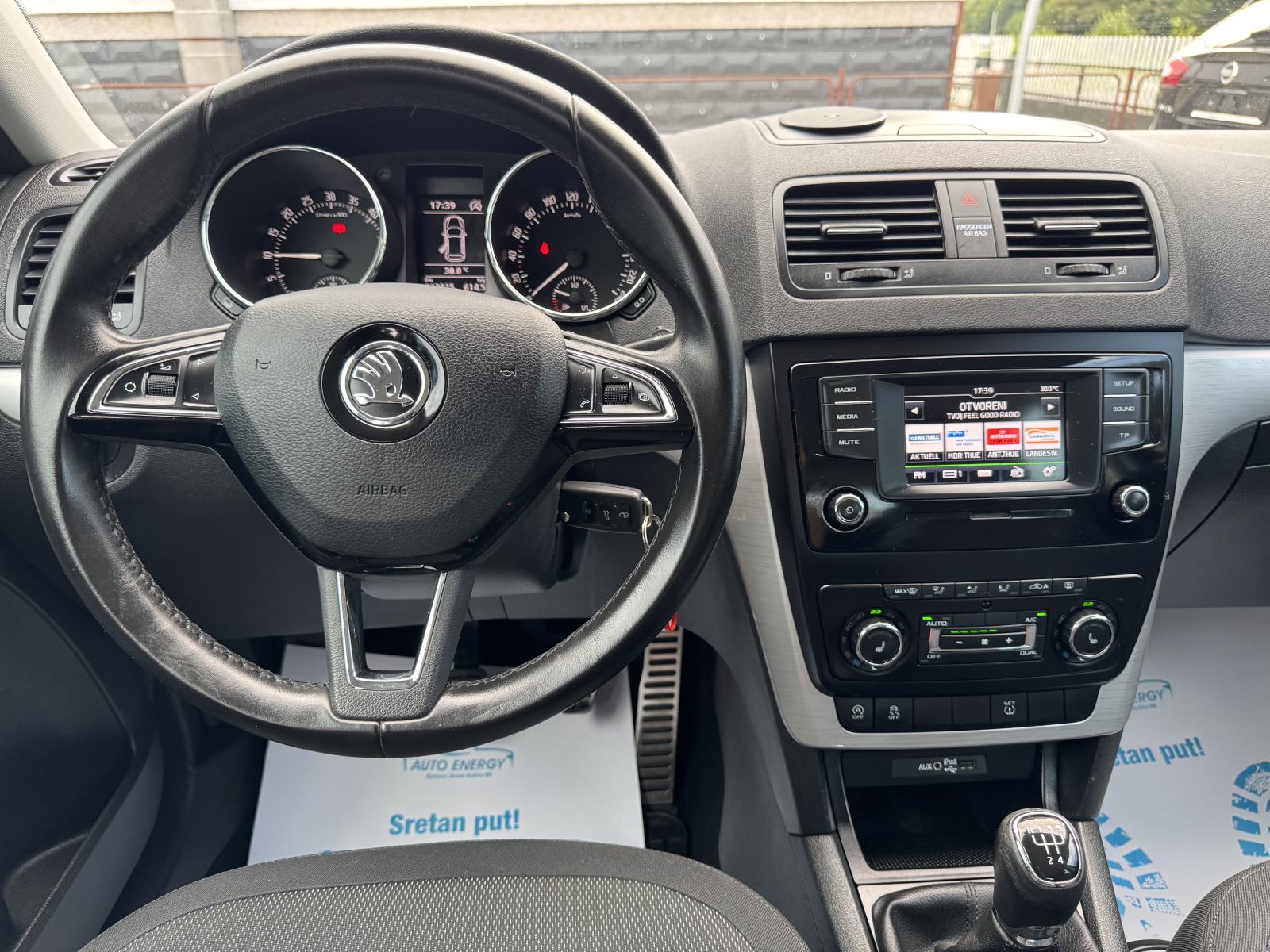 Škoda Yeti 2,0 TDI ⭐ Outdoor ⭐ PDC, Tempomat, Grijj. Sjed., Euro kuka, fotografija 9