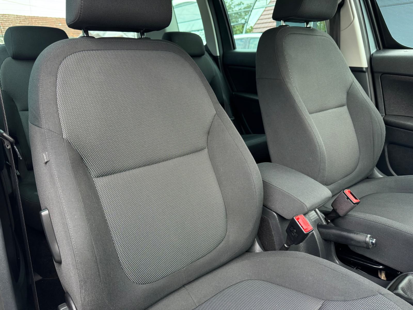 Škoda Yeti 2,0 TDI ⭐ Outdoor ⭐ PDC, Tempomat, Grijj. Sjed., Euro kuka, fotografija 13