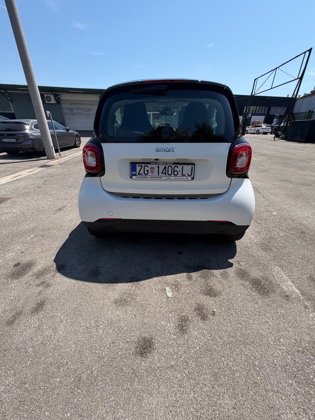 Smart 453 0.9 turbo 66 kw, fotografija 9