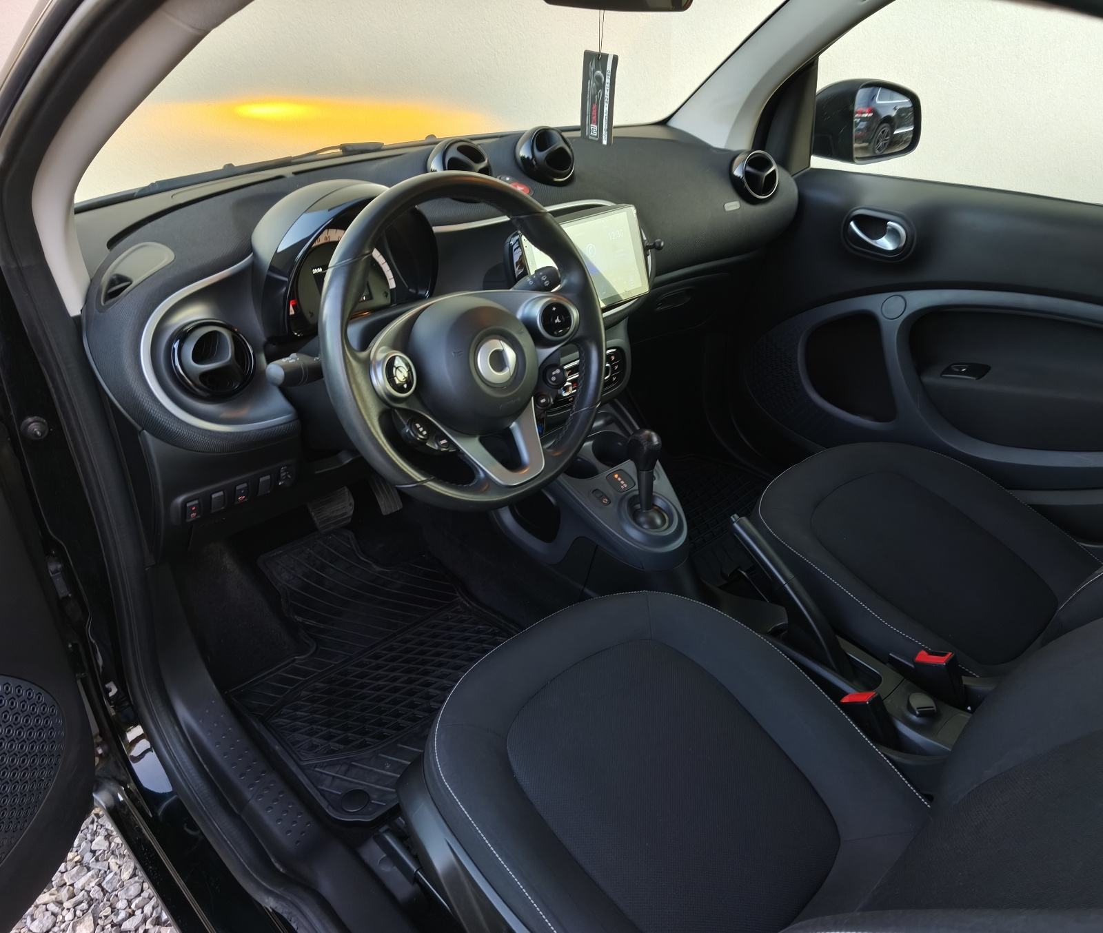 Smart 453 0.9Turbo AUTOMATIK 70 tisuća km 2016god., fotografija 4