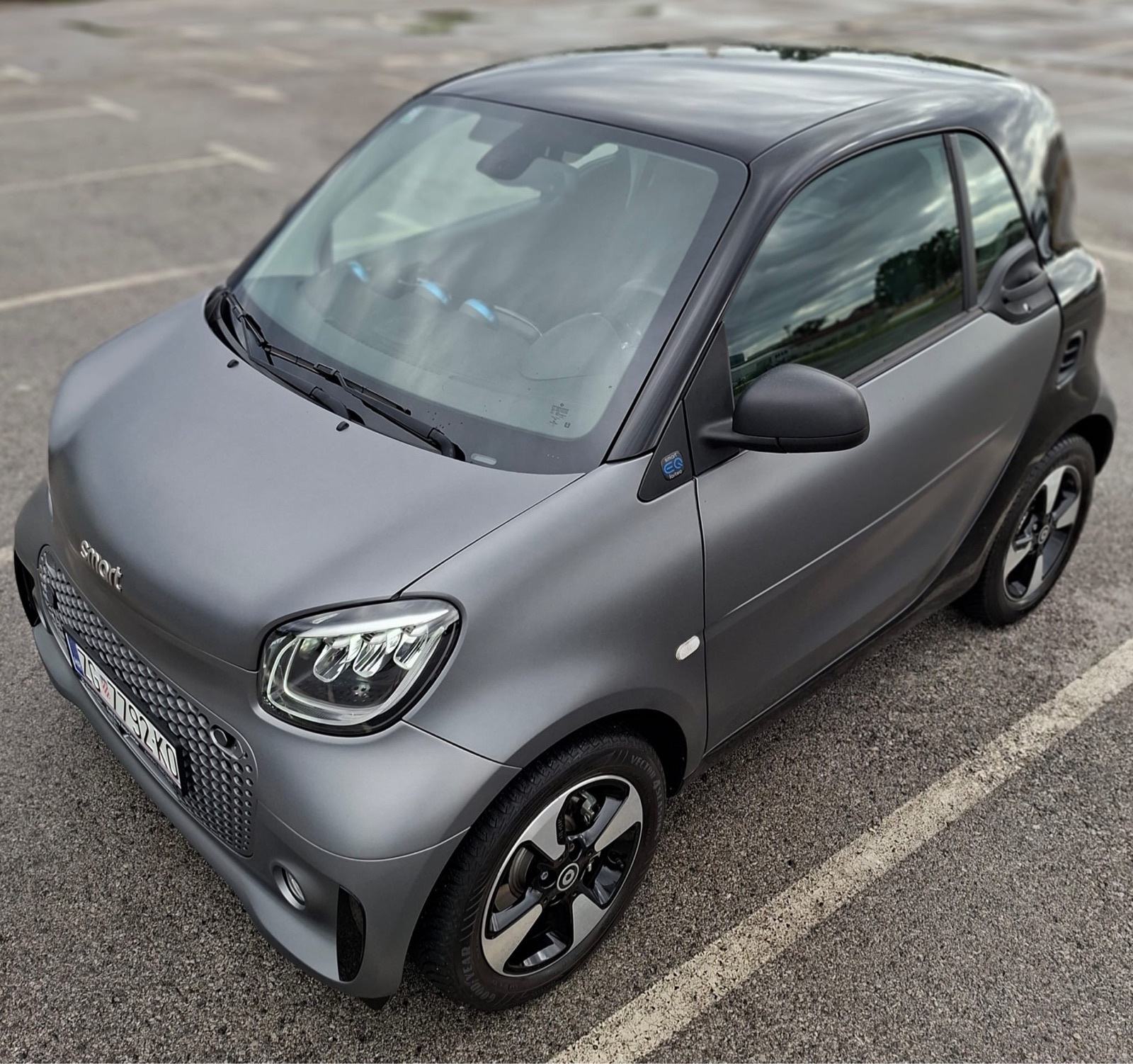 Smart EQ fortwo EXCLUSIVE/LED/PANORAMA/KAMERA/CARPLAY/REG 1 GOD, fotografija 19