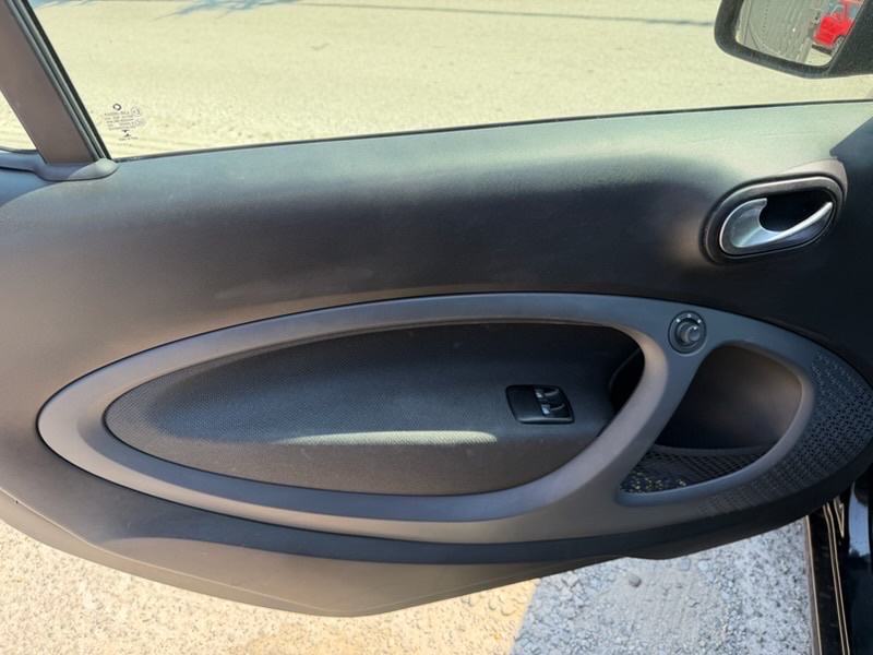 Smart EQ fortwo automatik/ REG 1 GOD !!, fotografija 18