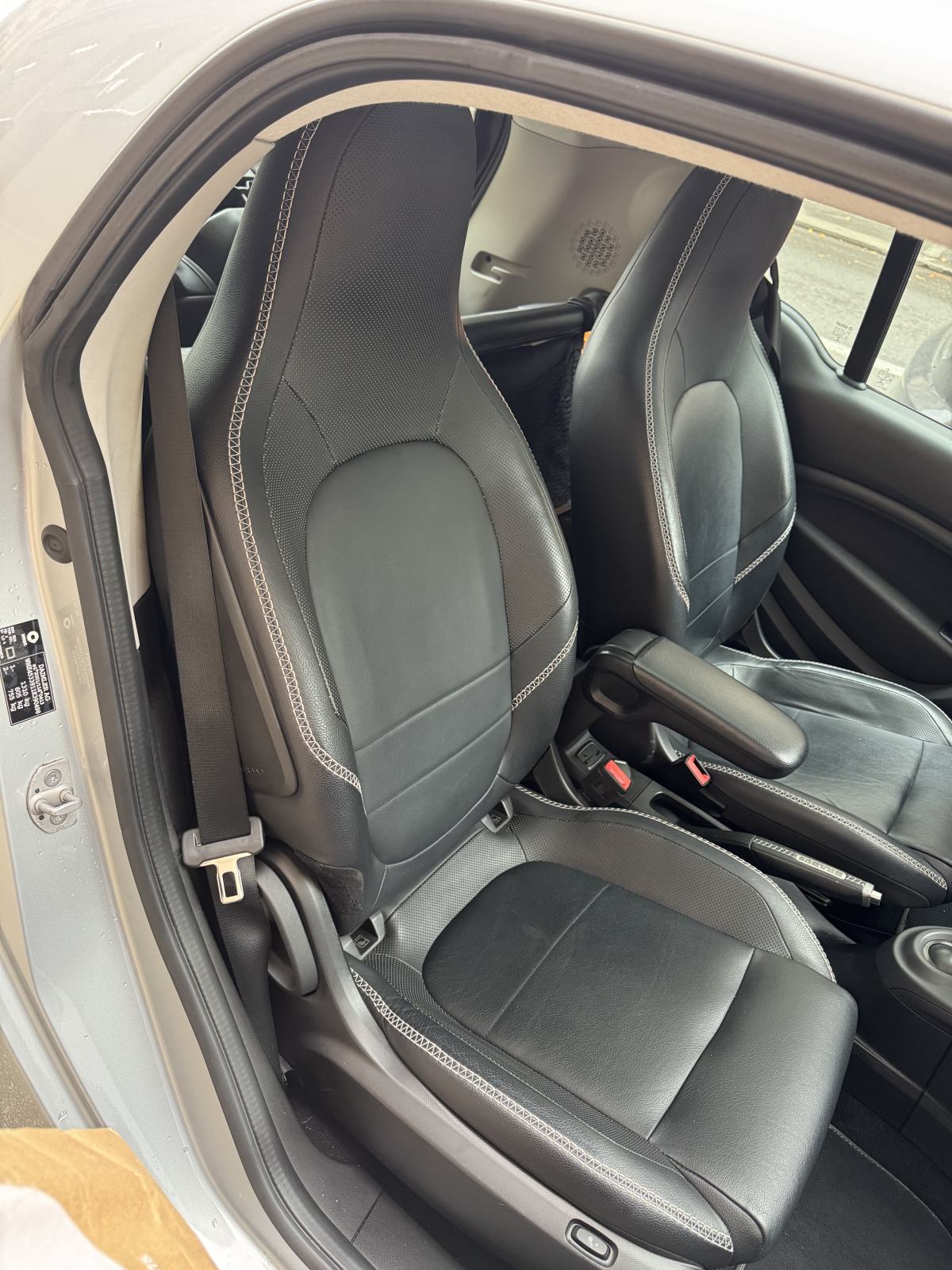 Smart EQ fortwo Brabus – 2019. – 22 kW – PANORAMA – KOŽA – TOP STANJE, fotografija 12