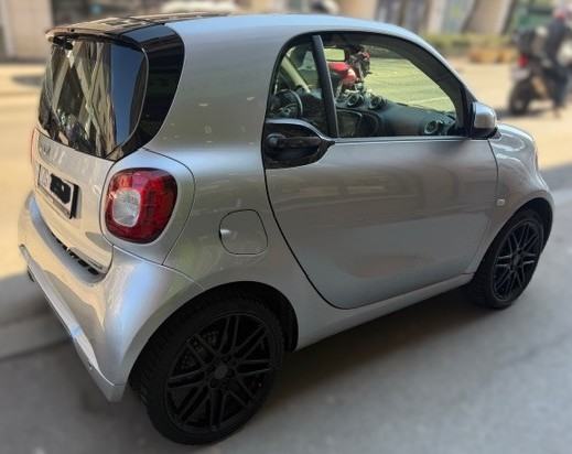 Smart EQ fortwo Brabus – 2019. – 22 kW – PANORAMA – KOŽA – TOP STANJE, fotografija 4