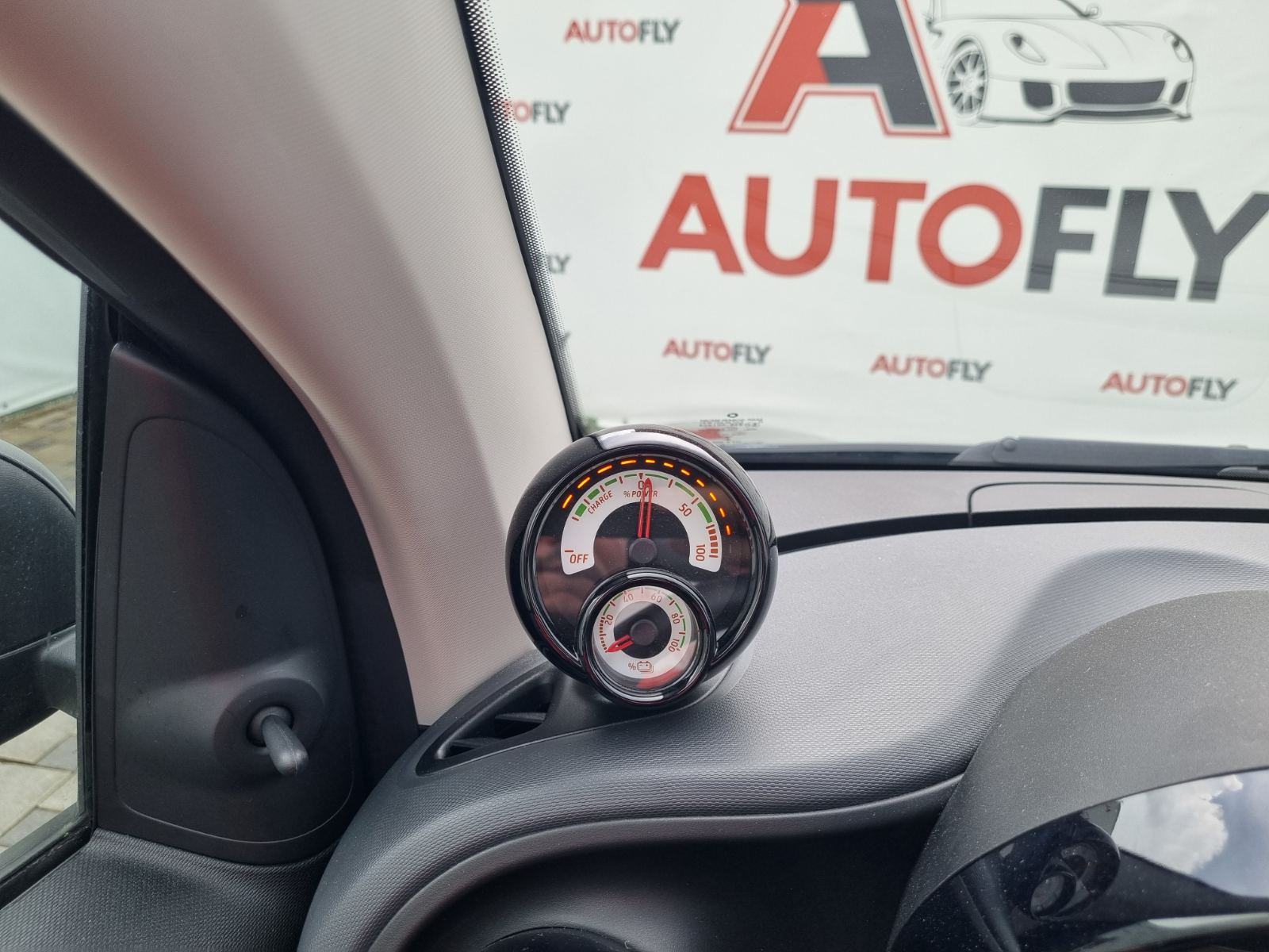 Smart EQ fortwo Cabrio, Tempomat, MF volan, 16"alu, fotografija 17