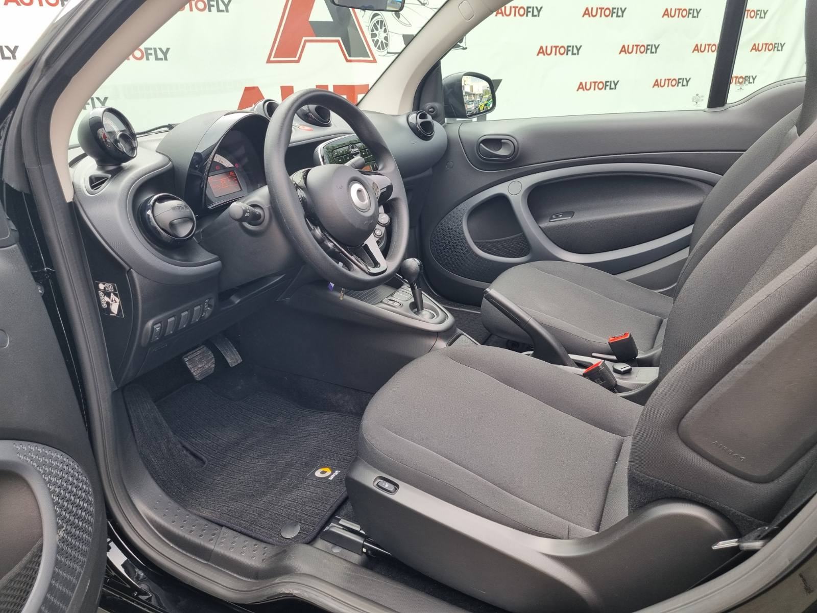 Smart EQ fortwo Cabrio, Tempomat, MF volan, 16"alu, fotografija 13