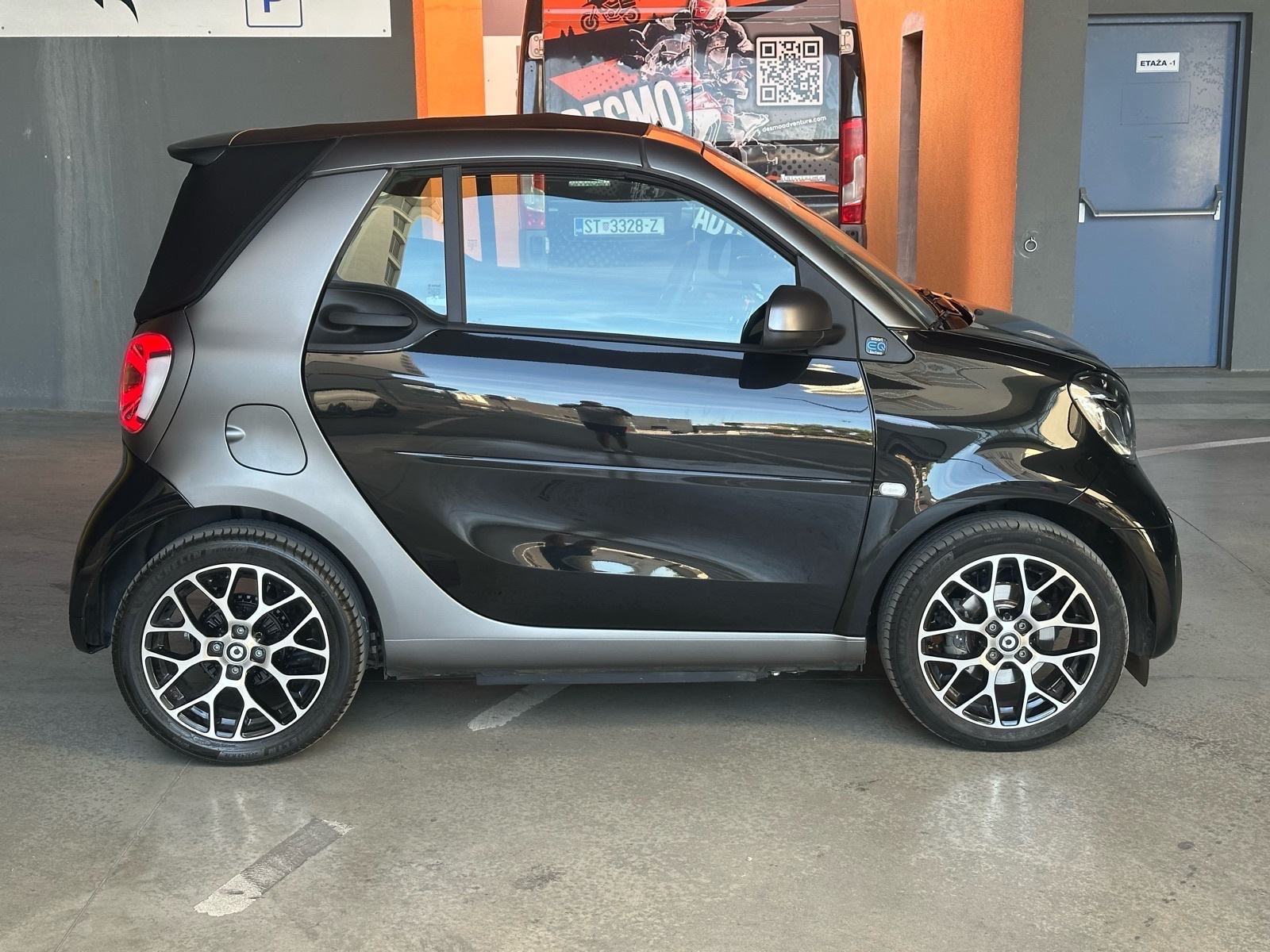 Smart EQ Cabrio SPORT, zamjena za smart benzin uz doplatu, FULL OPREMA, fotografija 2