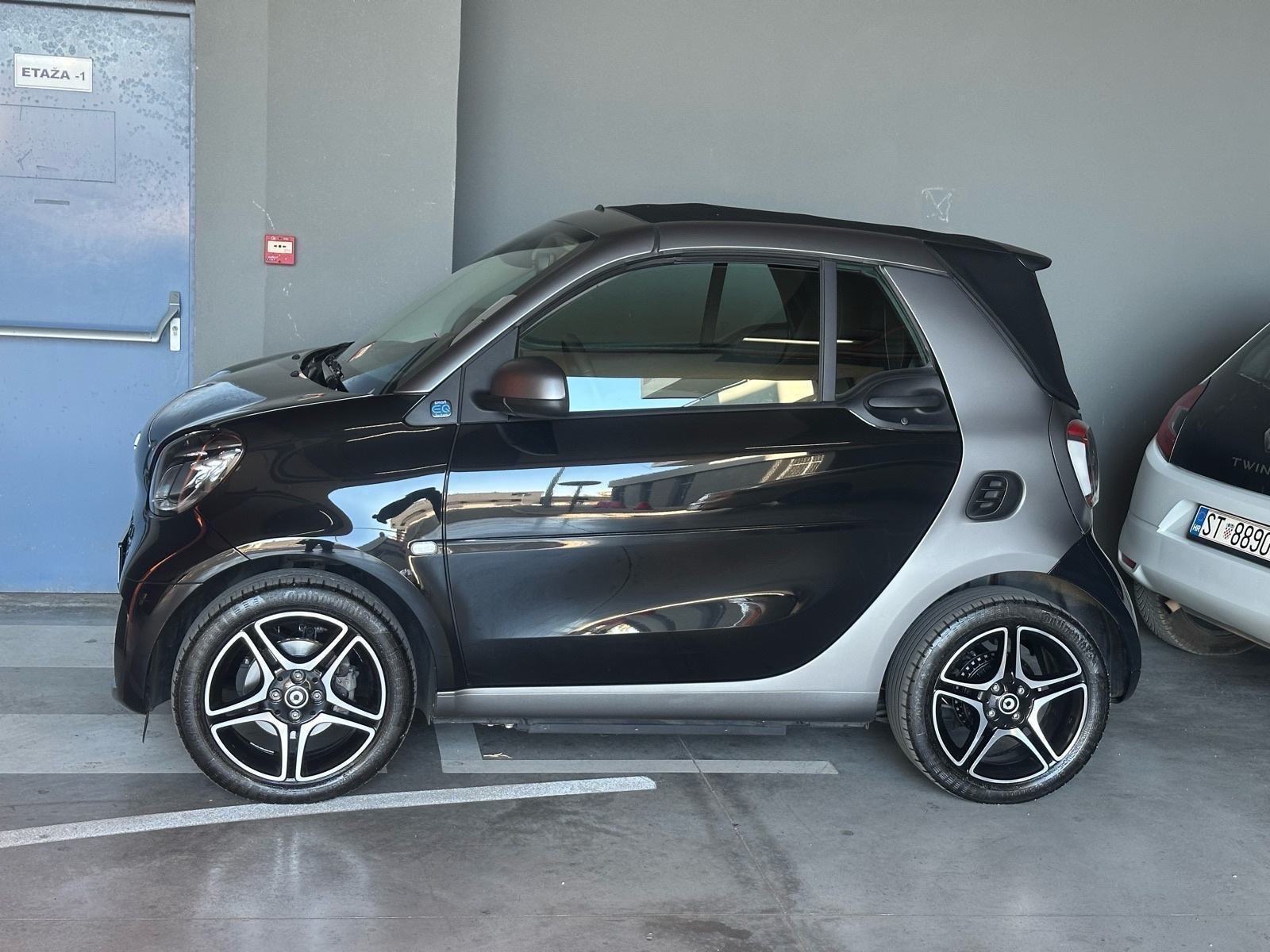 Smart EQ Cabrio SPORT, zamjena za smart benzin uz doplatu, FULL OPREMA, fotografija 7