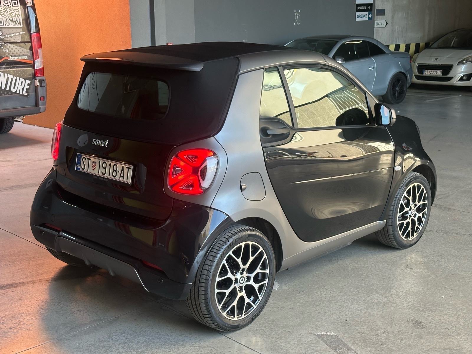 Smart EQ Cabrio SPORT, zamjena za smart benzin uz doplatu, FULL OPREMA, fotografija 9