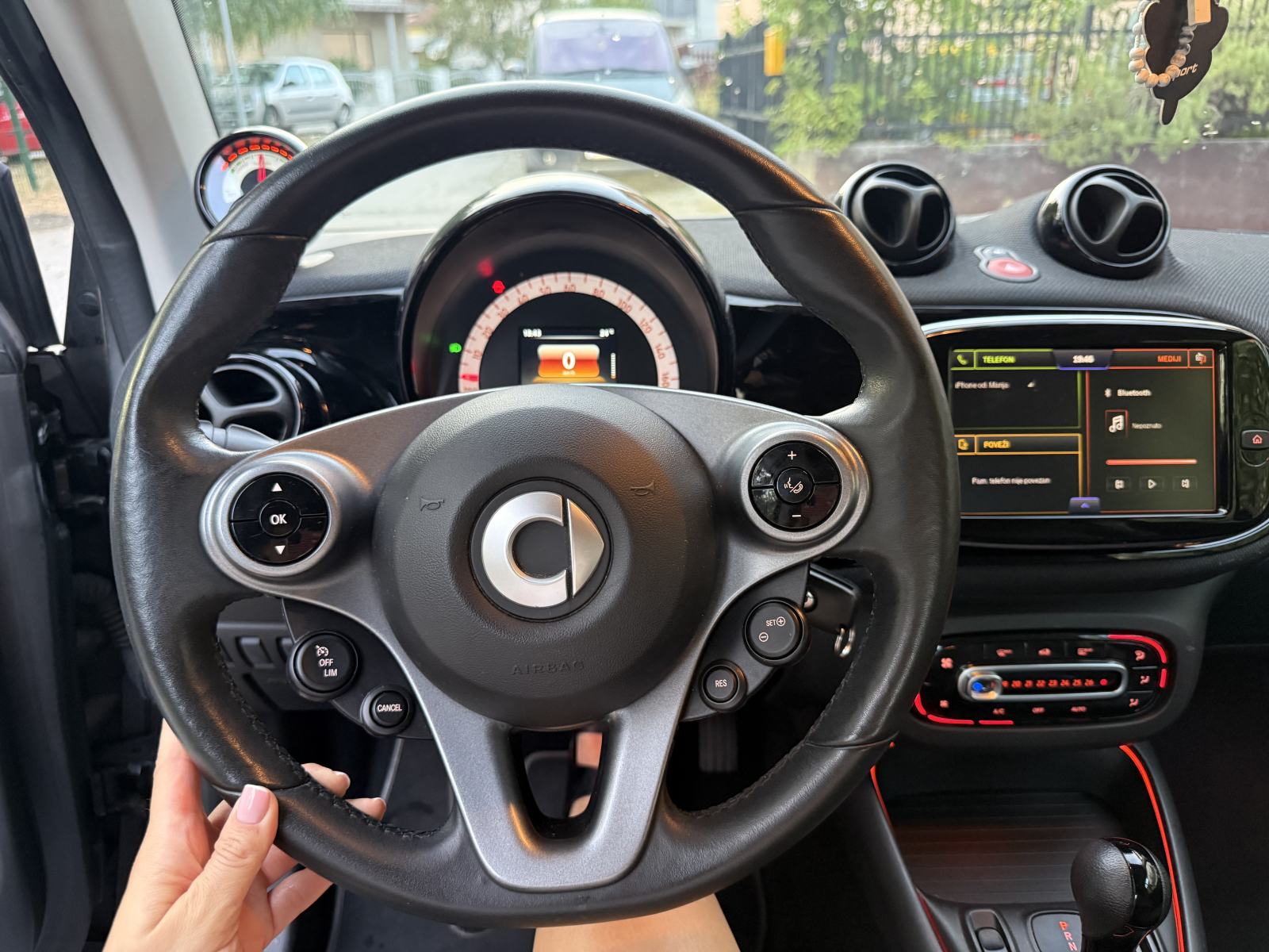 Smart EQ fortwo Coupe – potpuno električni gradski ljubimac, fotografija 5