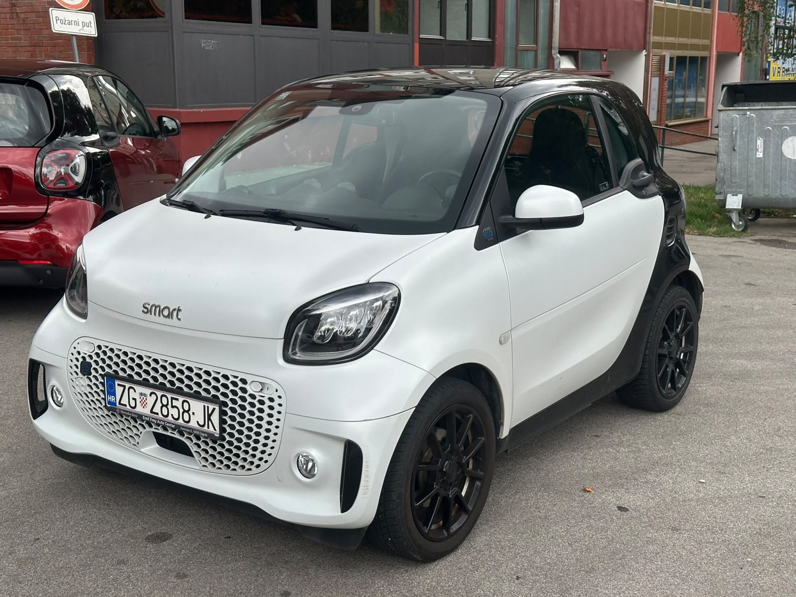 Smart EQ BRABUS felge, limitirana serija u mat bjeloj boji, JBL, FULL, fotografija 2