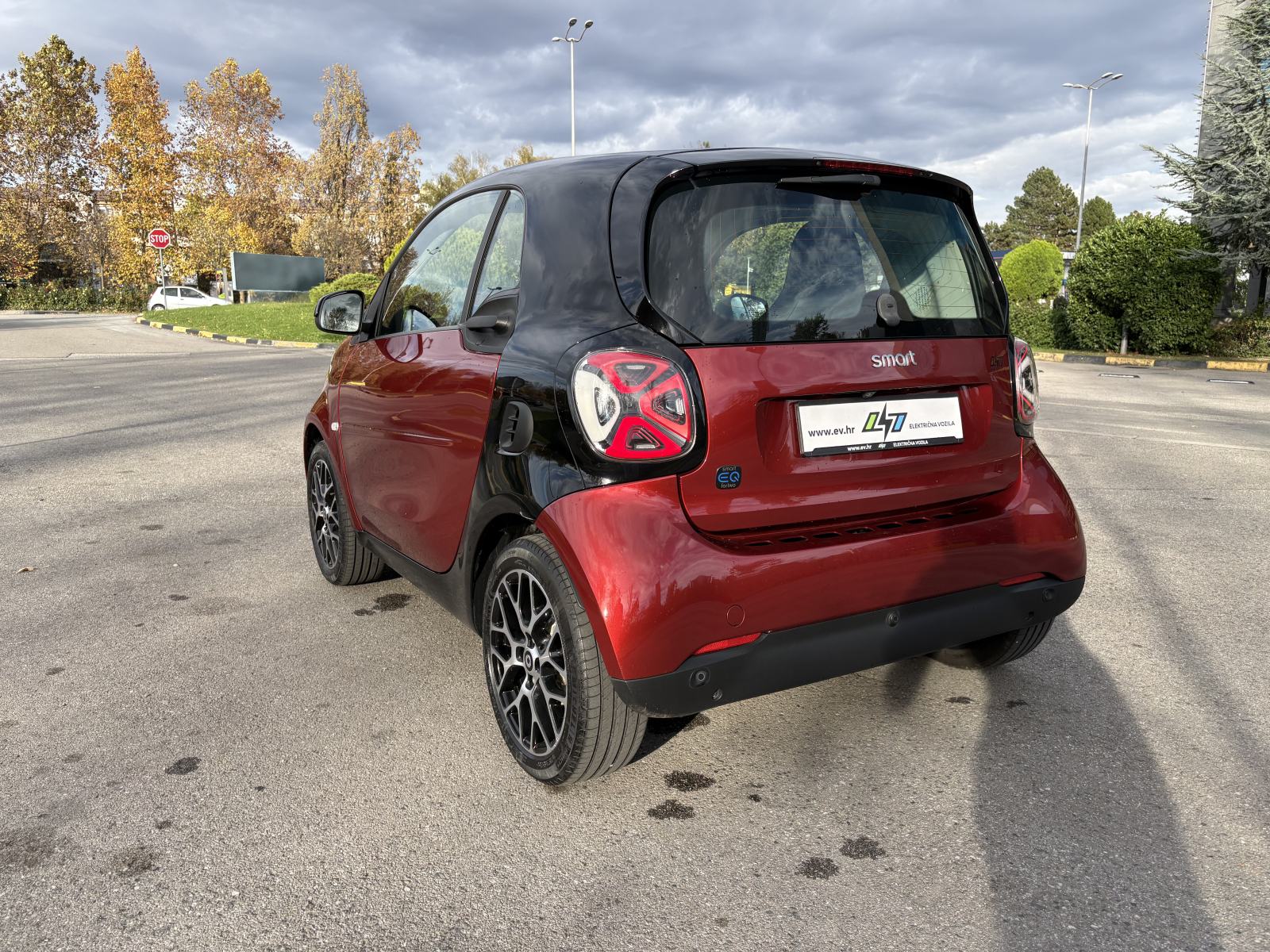 ⚡Smart EQ fortwo EXCLUSIVE PRIME 08/23 top oprema koža pano gar:10/27⚡, fotografija 4