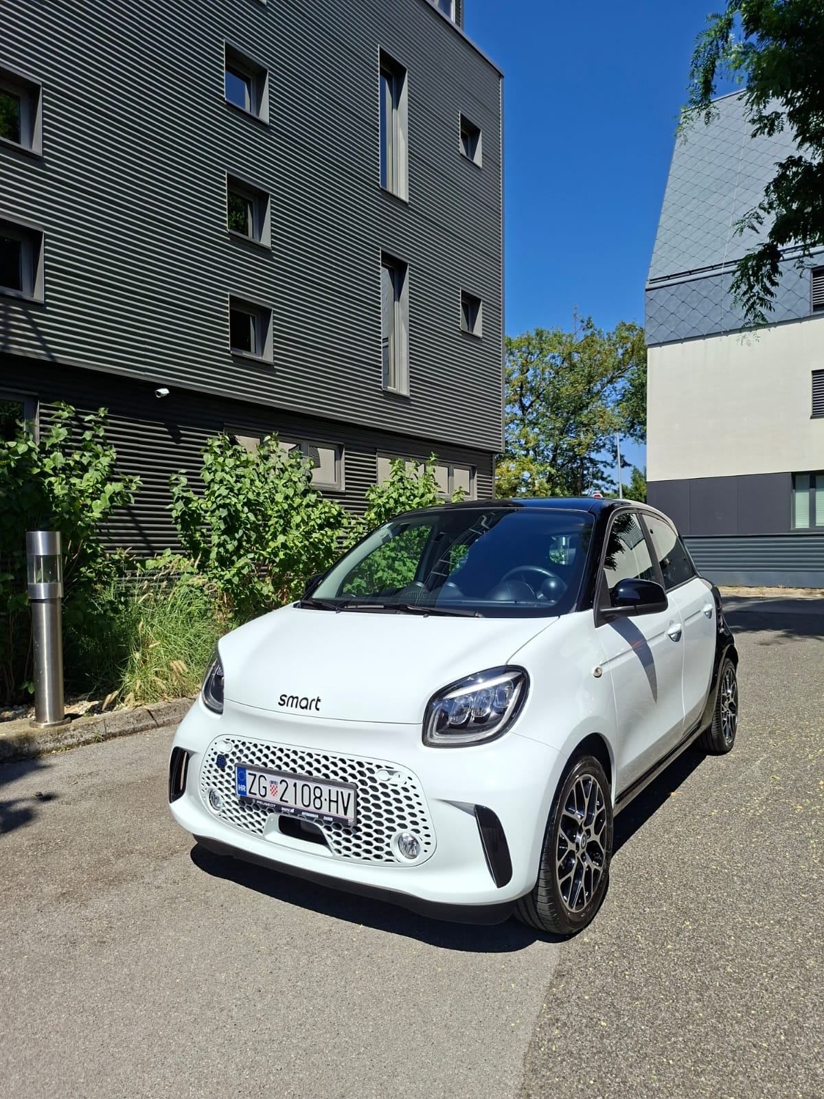 Smart EQ fortwo hatchback automatik, fotografija 3