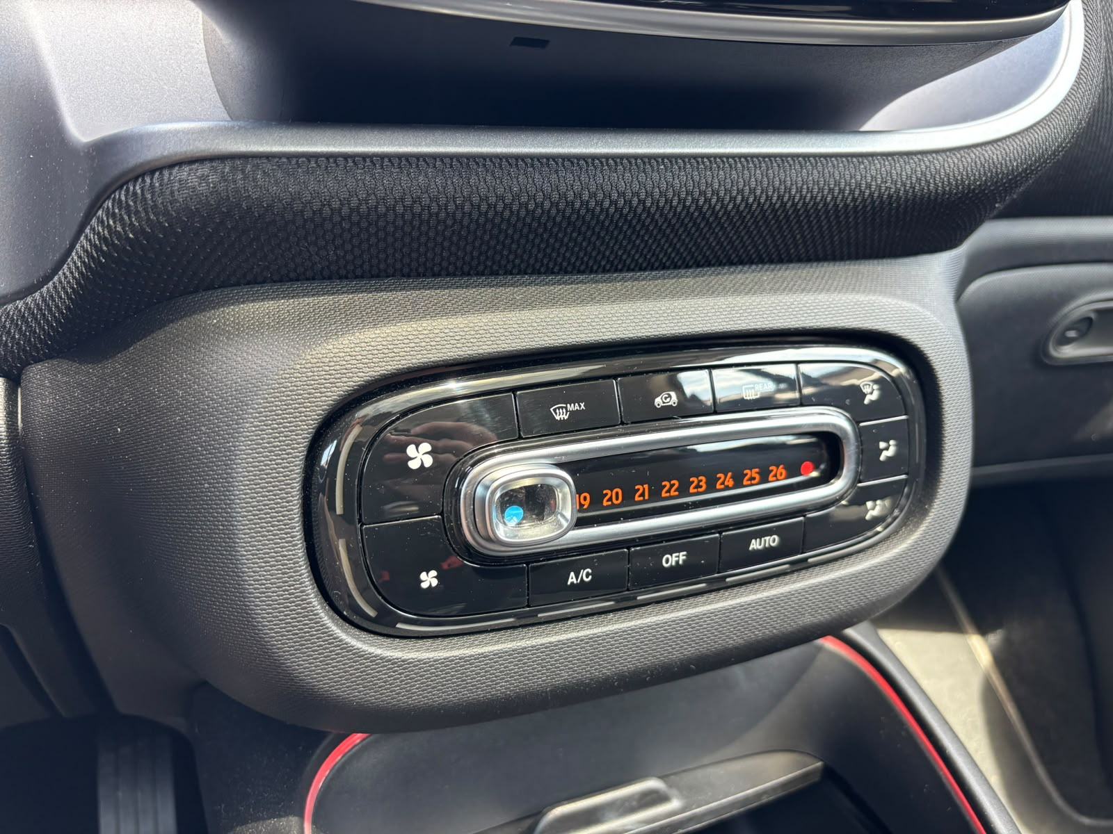 Smart EQ fortwo Passion AUTOMATIK 47 000 km, fotografija 16