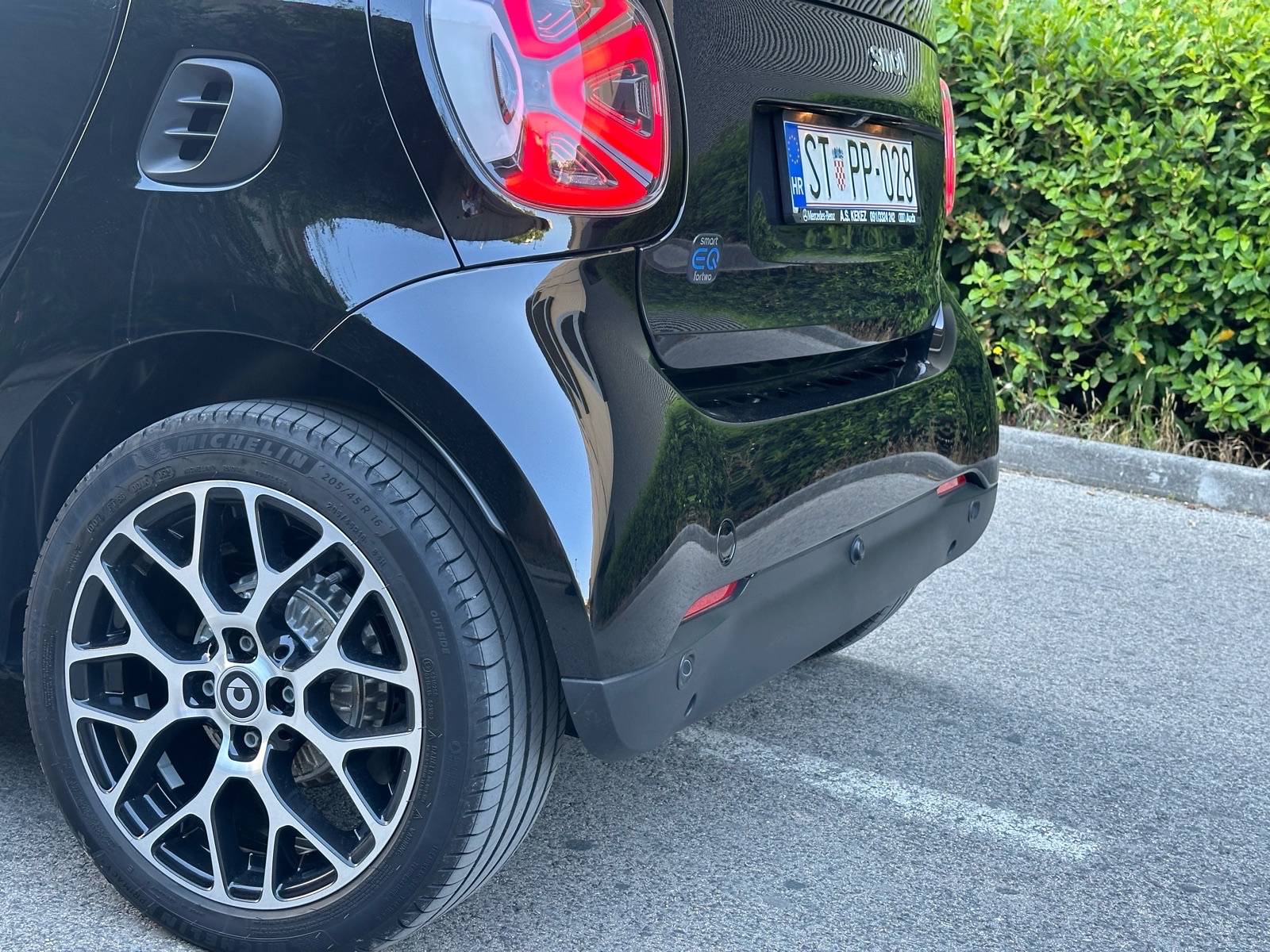 Smart EQ BLACK SPORT, 12/2022, FULL opr., može zamjena za smart benzin, fotografija 12
