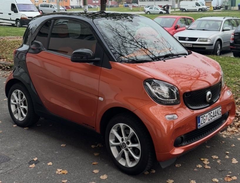 SMART FOR TWO 453, AUTOMATIK 2015 , REG 07/2026 , DVA SETA ALU KOTAČA, fotografija 16
