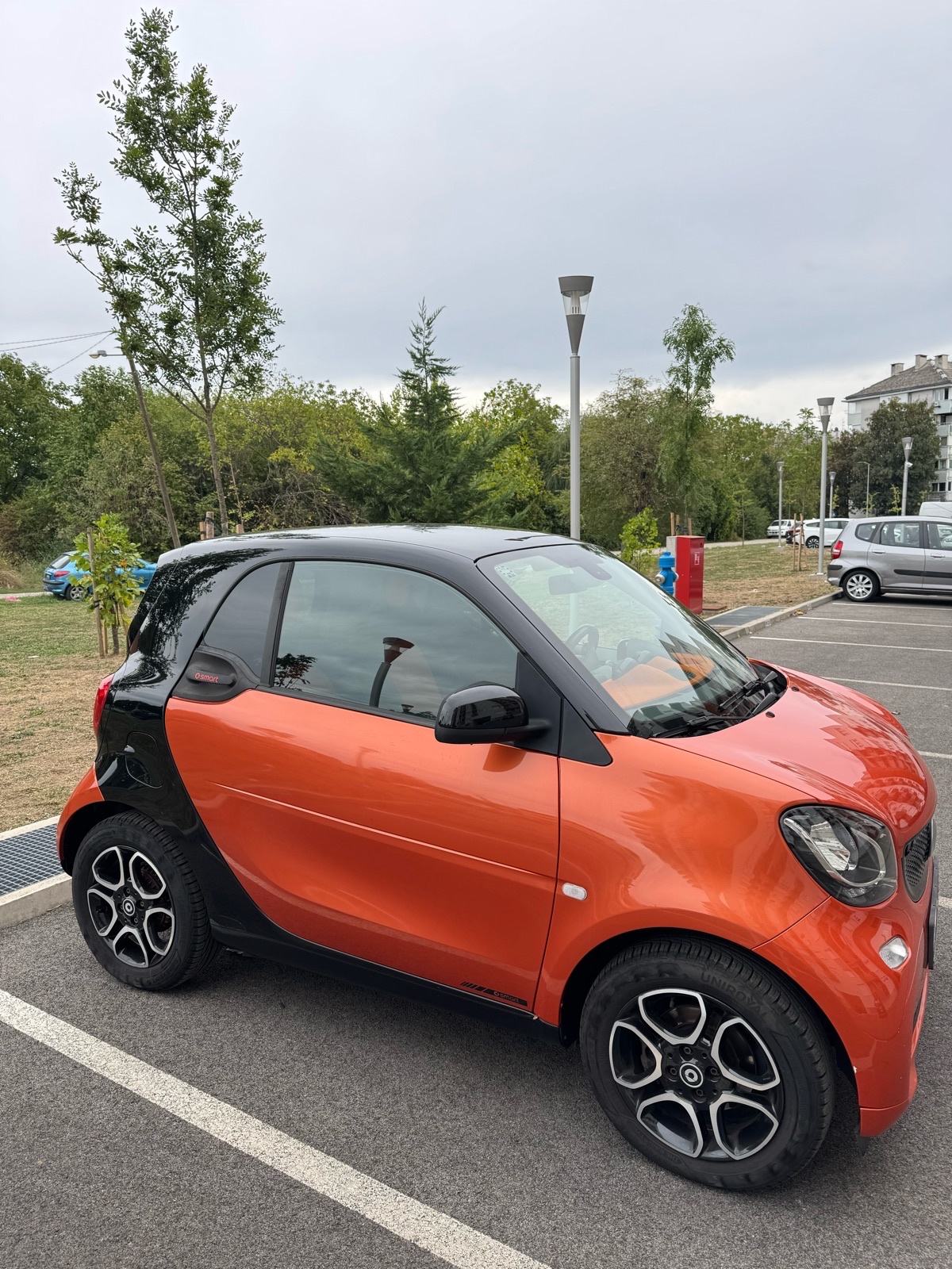 SMART FOR TWO 453, AUTOMATIK 2015 , REG 07/2026 , DVA SETA ALU KOTAČA, fotografija 2