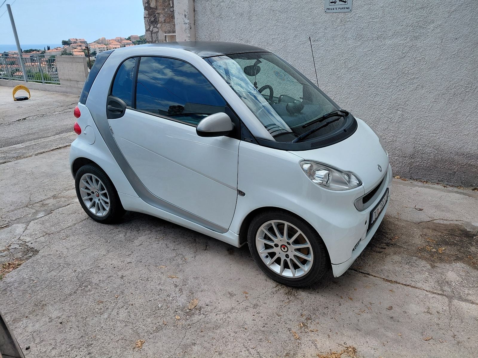 Smart For Two - ZAMJENA, fotografija 2