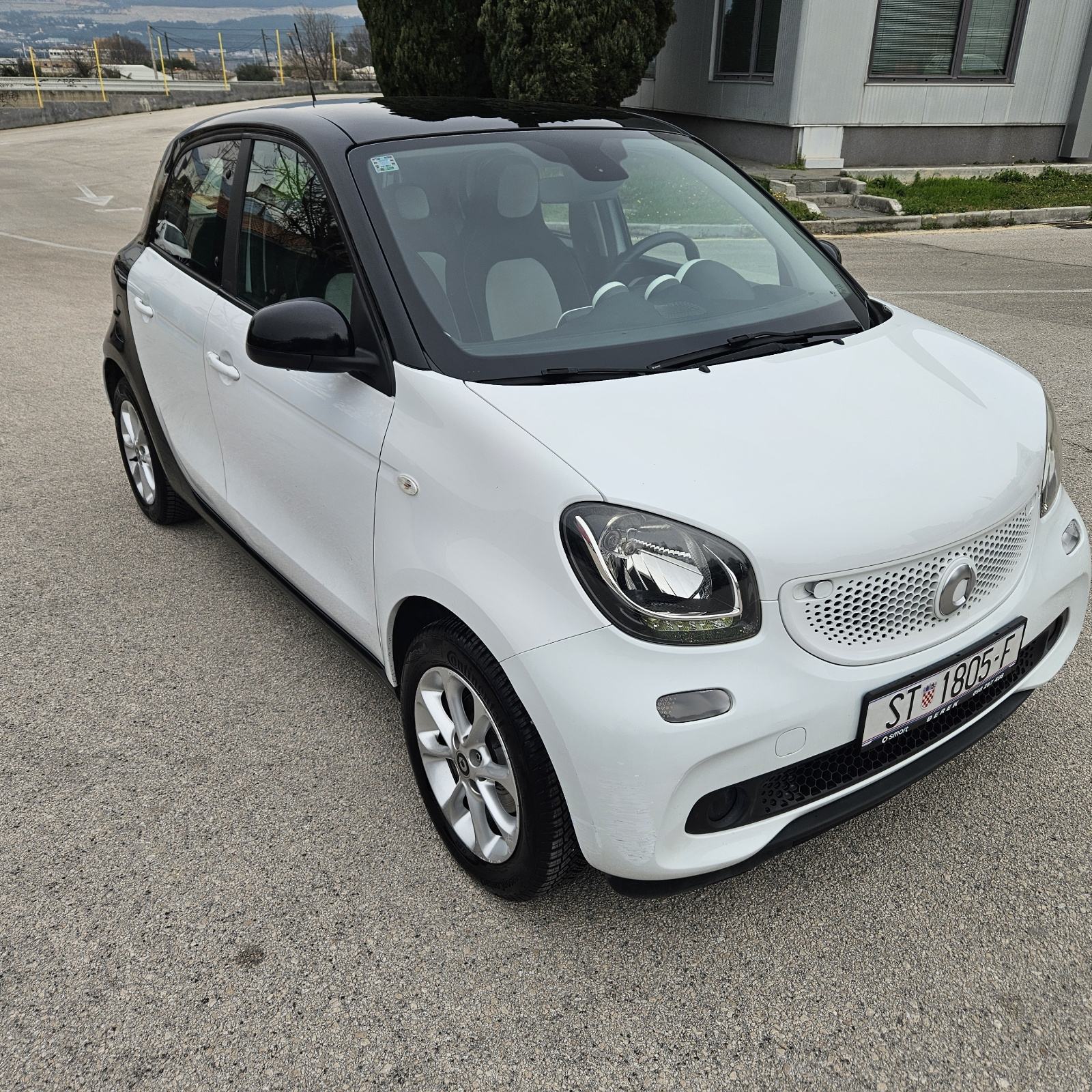 Smart forfour 1.0 reg. 06/2027, fotografija 3