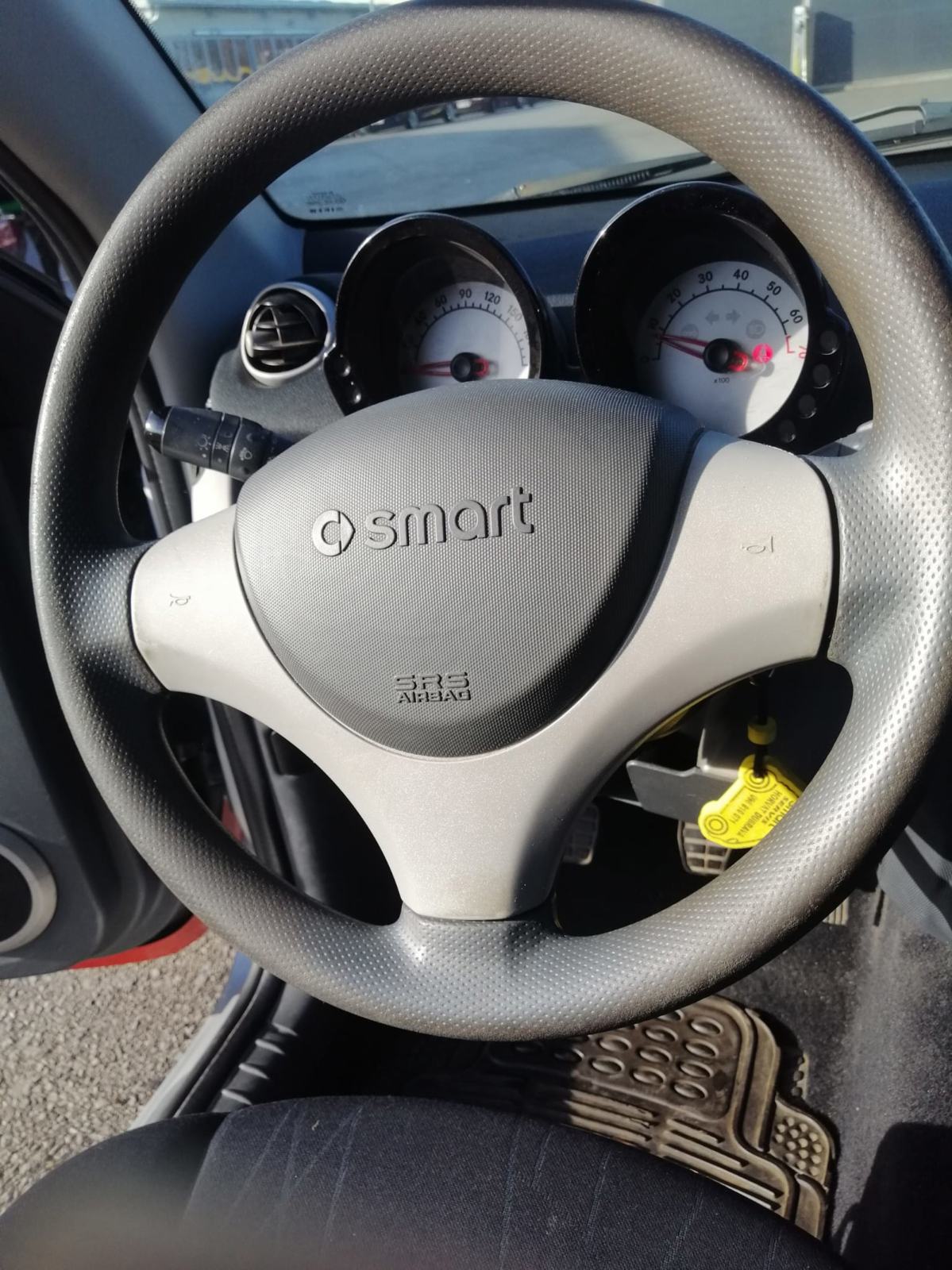 SMART FORFOUR 1.1, 55kW/75KS KLIMA, REG. 07./27. 5 vrata i 5 sjedala, fotografija 8