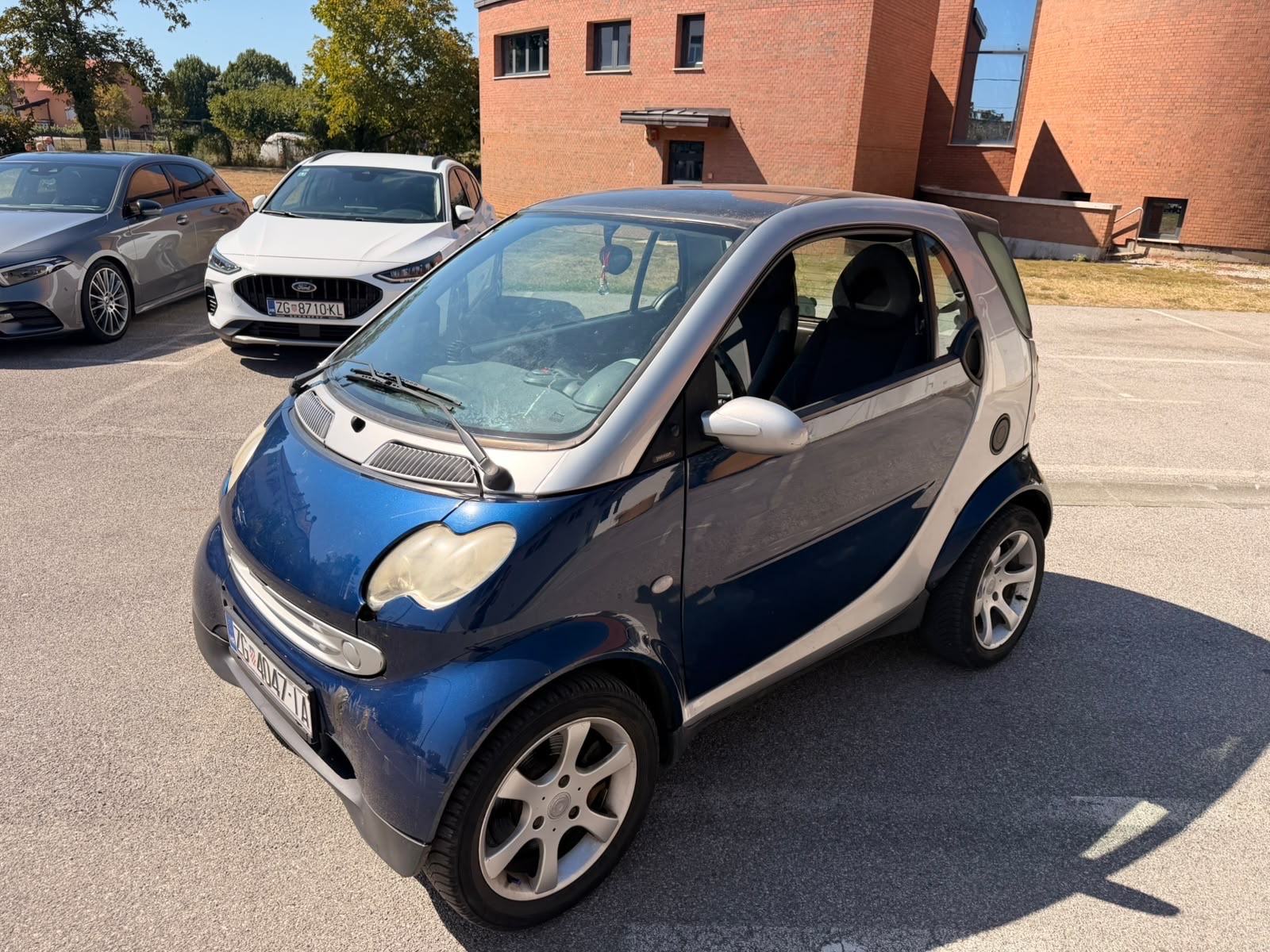 Smart forfour automatik KLIMA AUTO DOBAR PALI VOZI DIZEL, fotografija 1