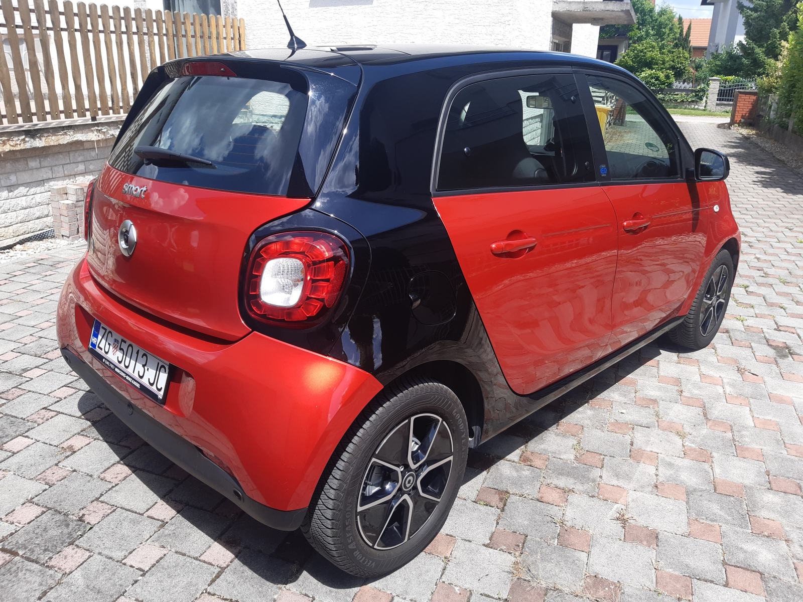 Smart forfour EQ 17 TKM NOVO, fotografija 5