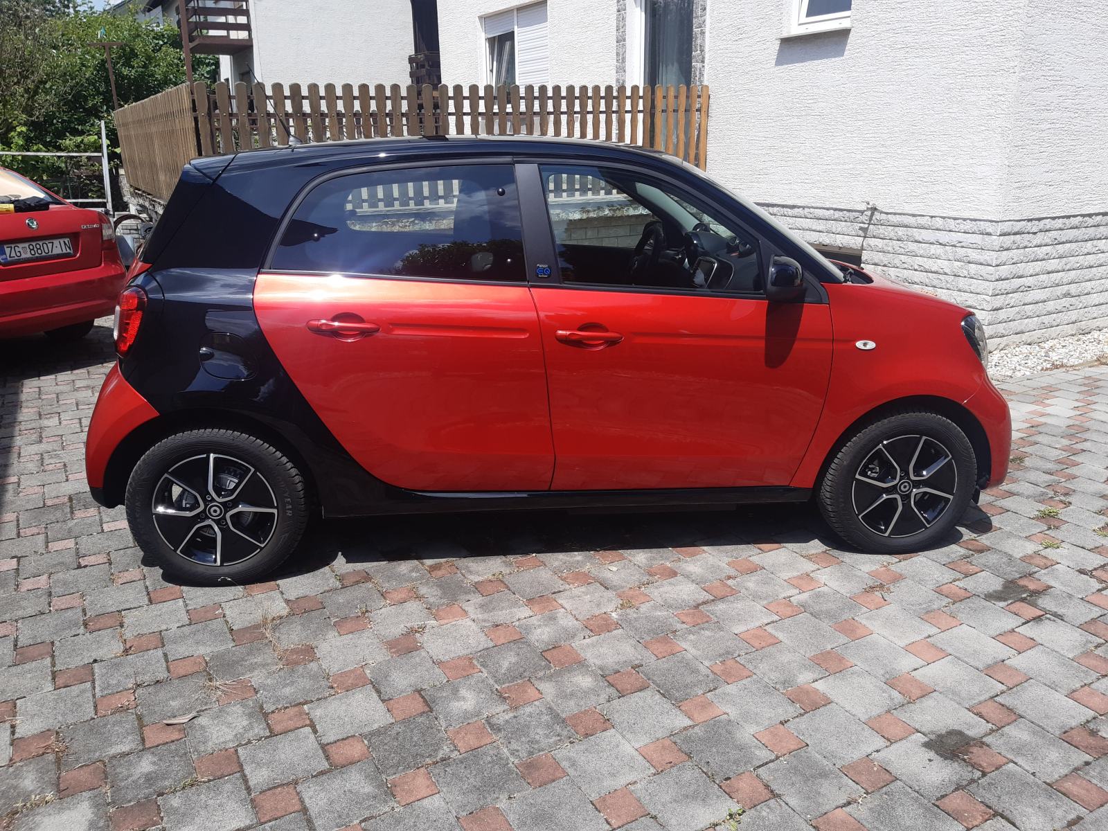 Smart forfour EQ 17 TKM NOVO, fotografija 9