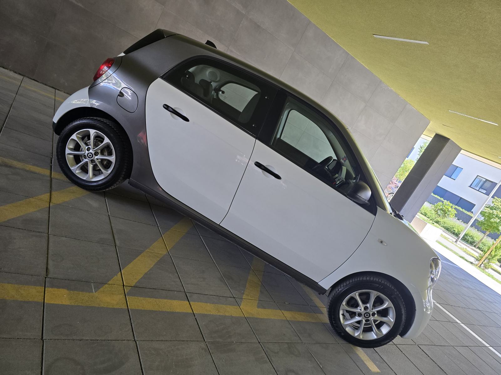 Smart forfour 1.0 Alu,Klima,Mf-Volan,Kao Nov Samo 77000km Kredit-Zamj, fotografija 6