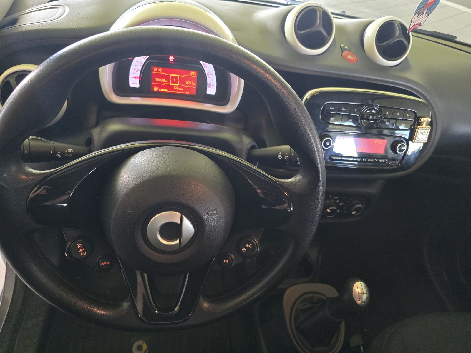 Smart forfour 1.0 Alu,Klima,Mf-Volan,Kao Nov Samo 77000km Kredit-Zamj, fotografija 12