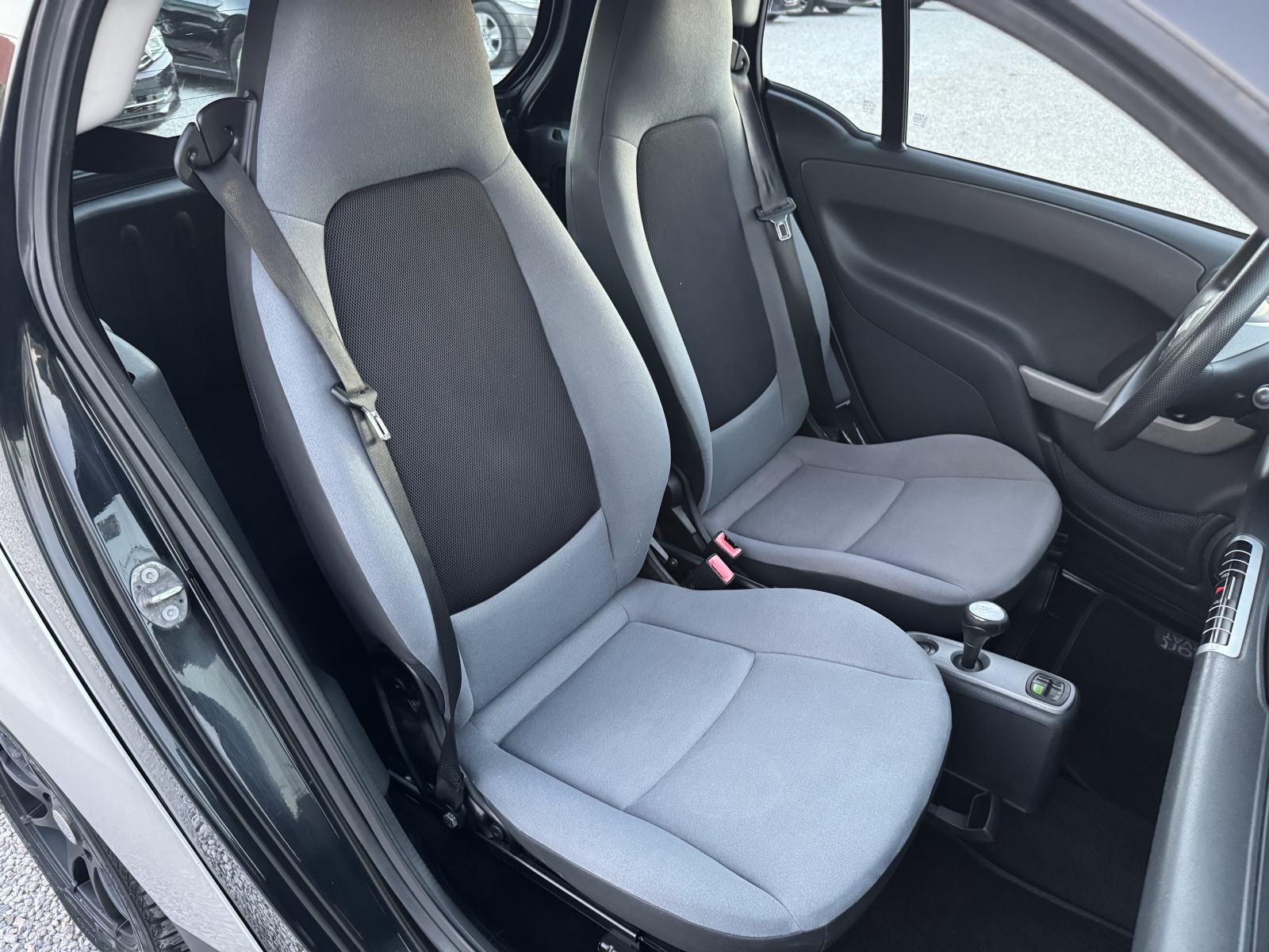 Smart fortwo 1.0 AUTOMATIK - KLIMA - IZVRSNO STANJE, fotografija 13