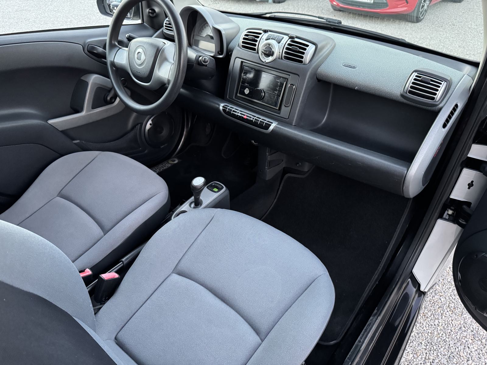 Smart fortwo 1.0 AUTOMATIK - KLIMA - IZVRSNO STANJE, fotografija 14
