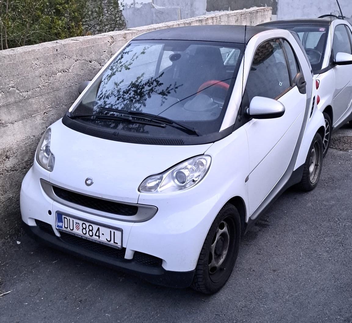 Smart fortwo 1.0 benzin, fotografija 2