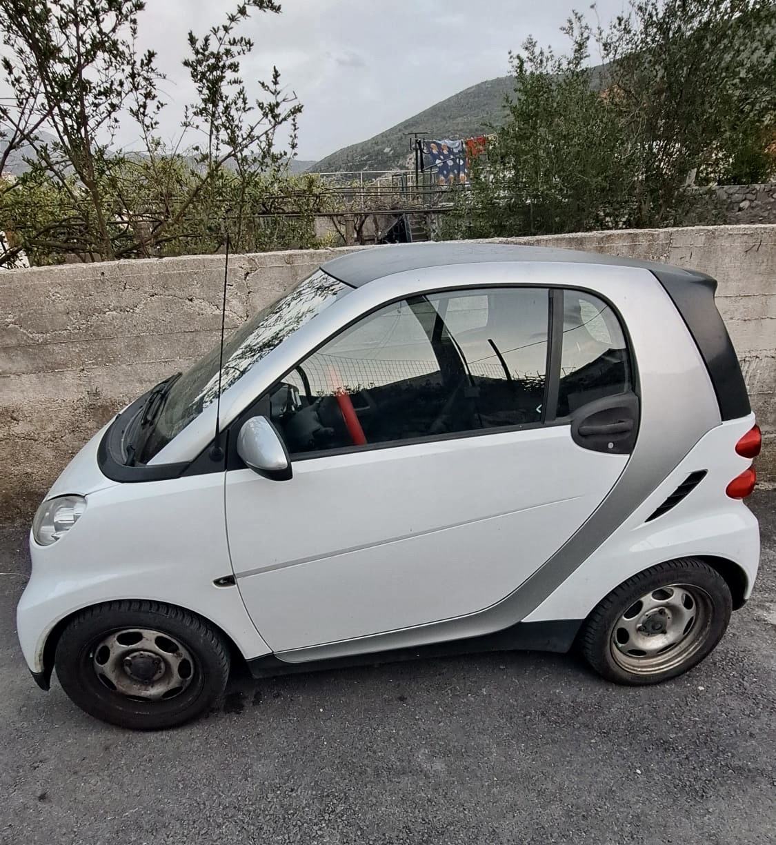 Smart fortwo 1.0 benzin, fotografija 3