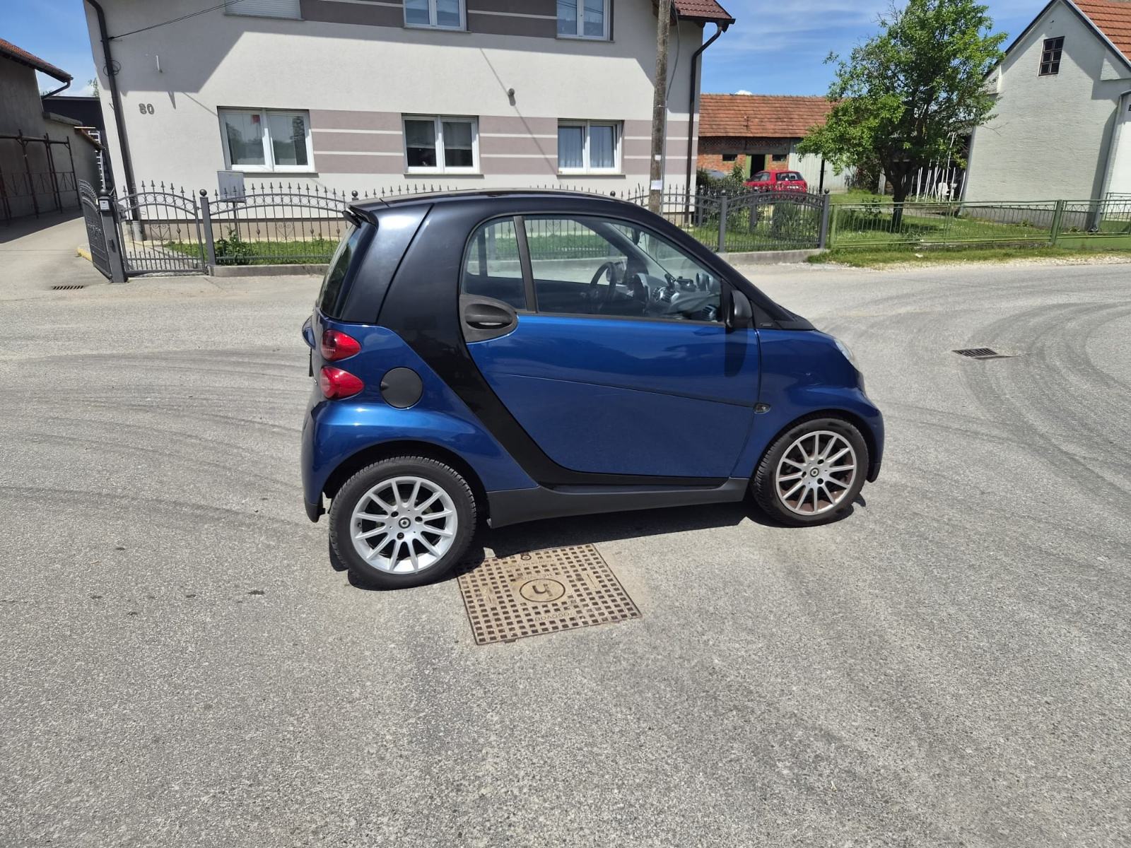 SMART FORTWO 1.0. **GOD. DANA REG.**, pogled izvana - slika 4
